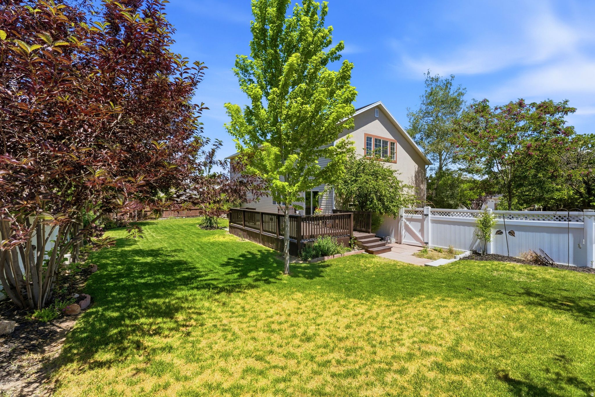 ASCOT DOWNS - Residential