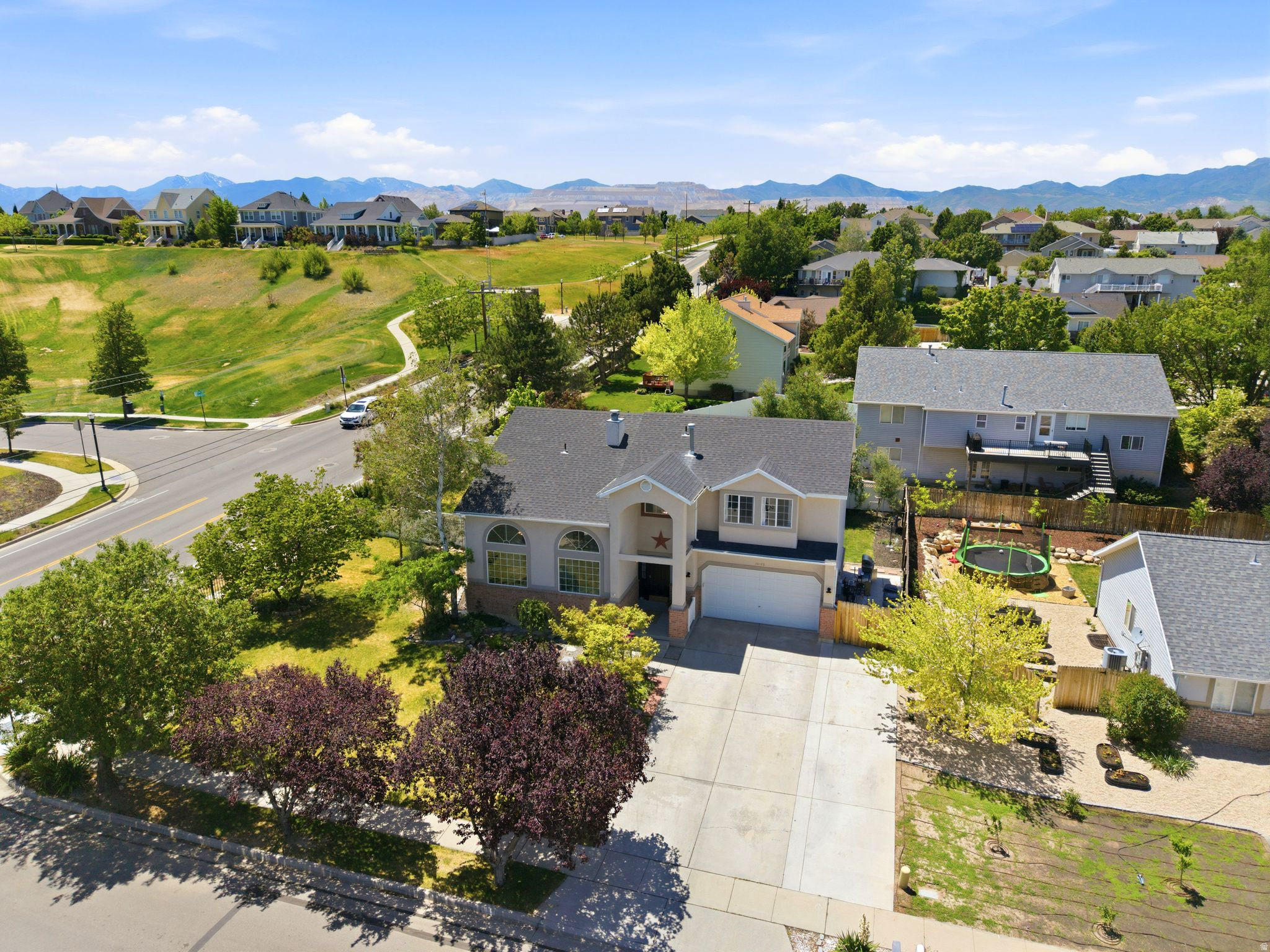 ASCOT DOWNS - Residential