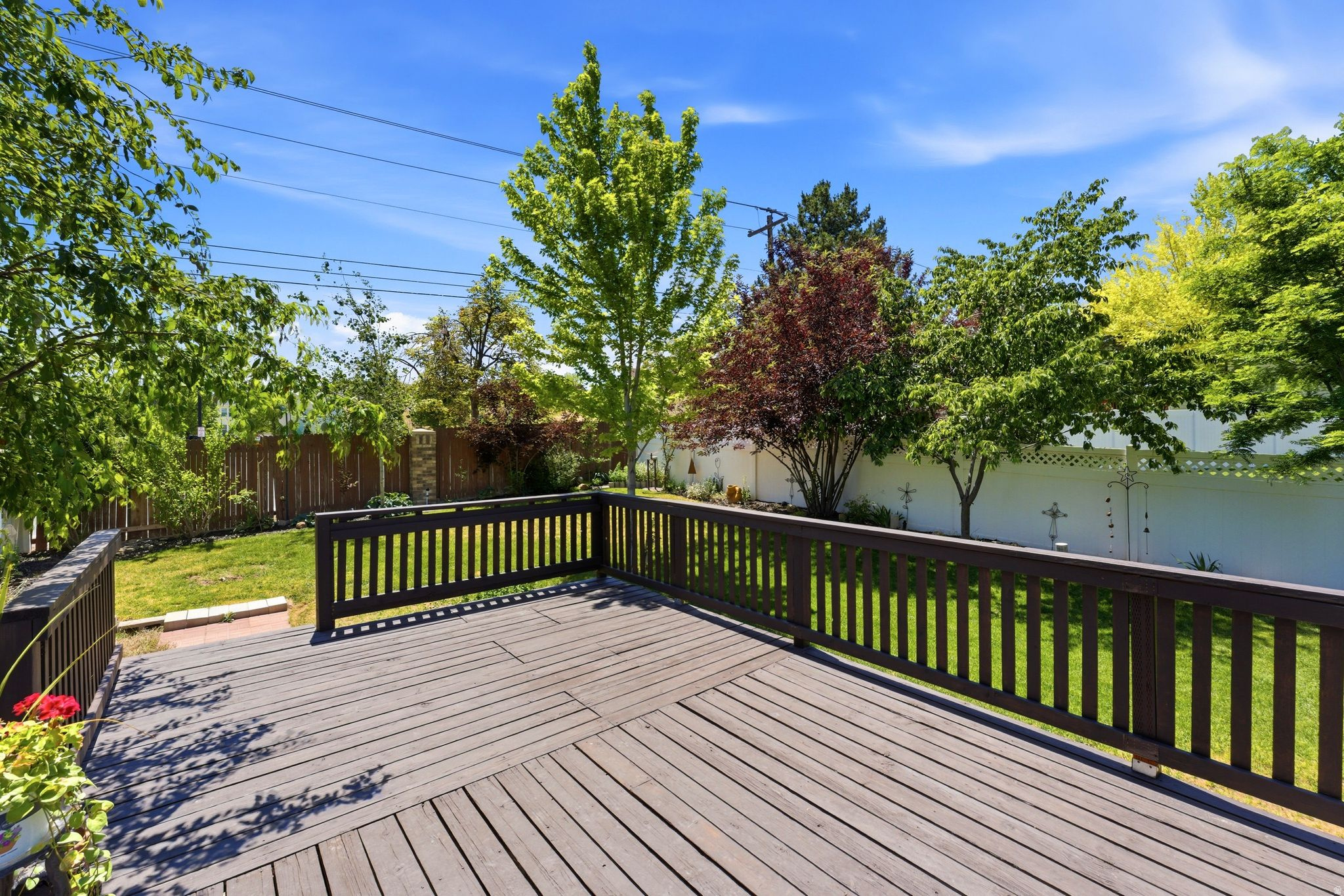 ASCOT DOWNS - Residential