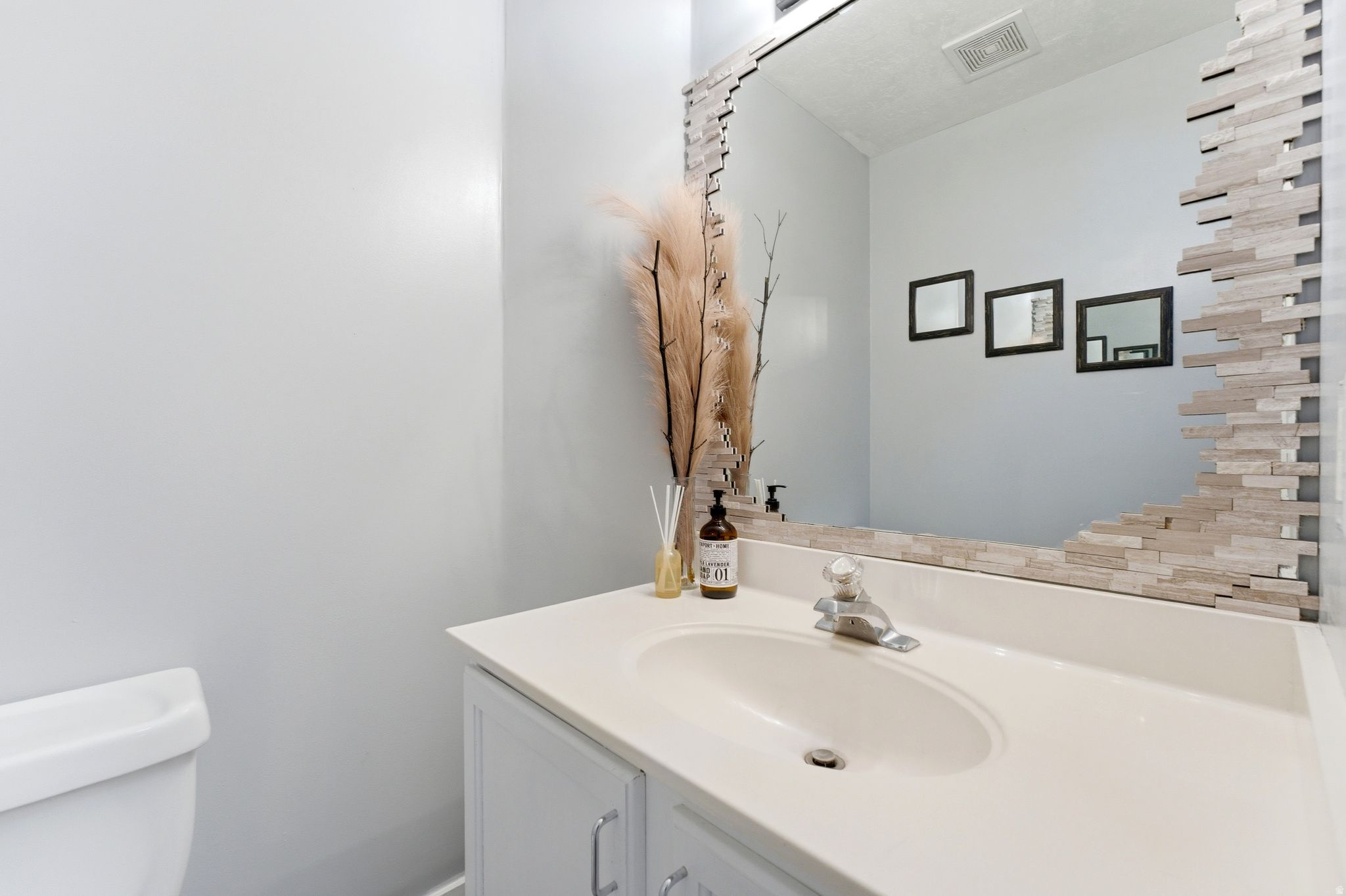 ASCOT DOWNS - Residential