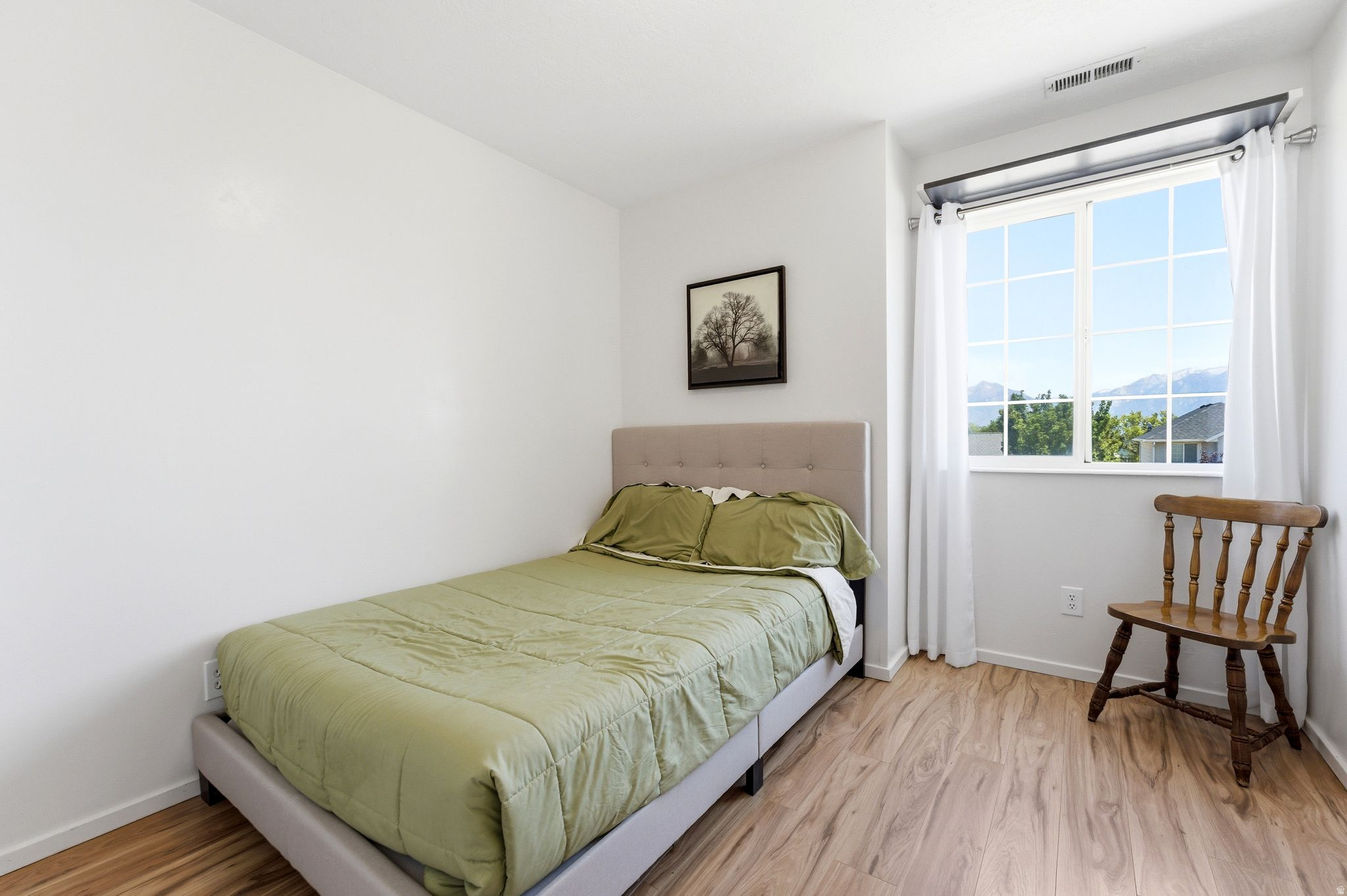 ASCOT DOWNS - Residential