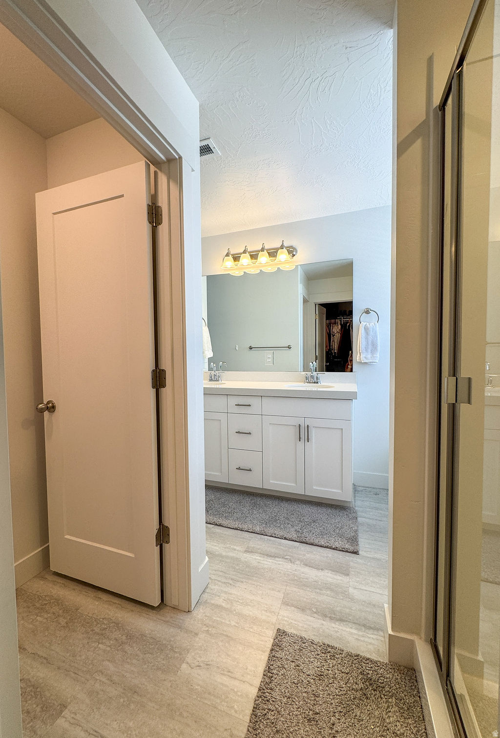 SILVERLAKE - Residential