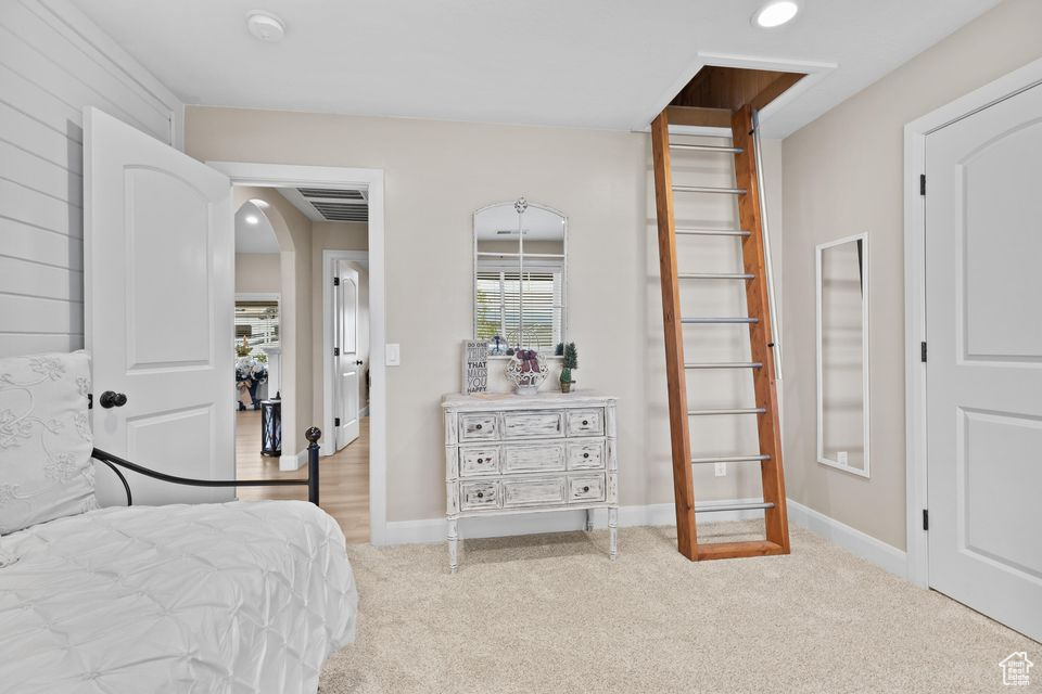 NORTH HILL EST - Residential