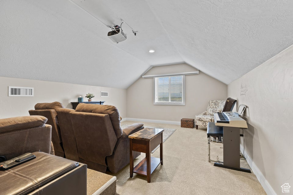 NORTH HILL EST - Residential