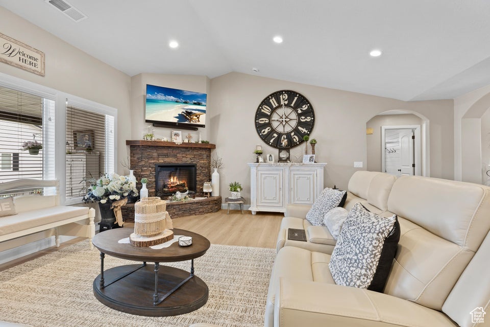 NORTH HILL EST - Residential
