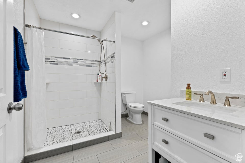 NORTH HILL EST - Residential