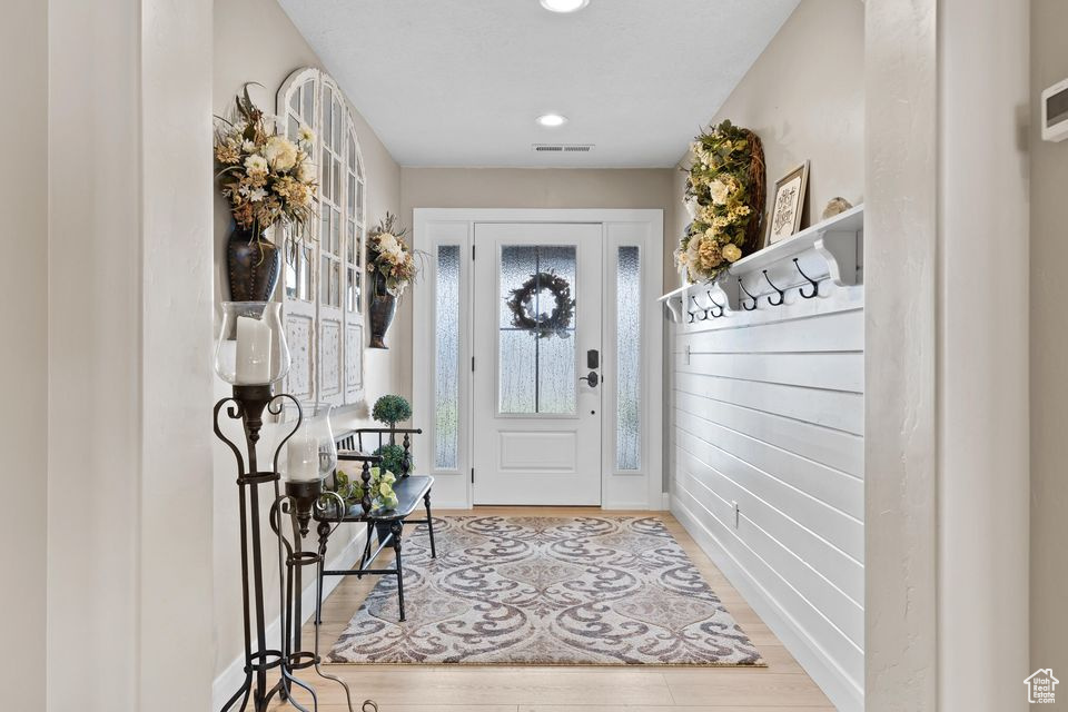 NORTH HILL EST - Residential