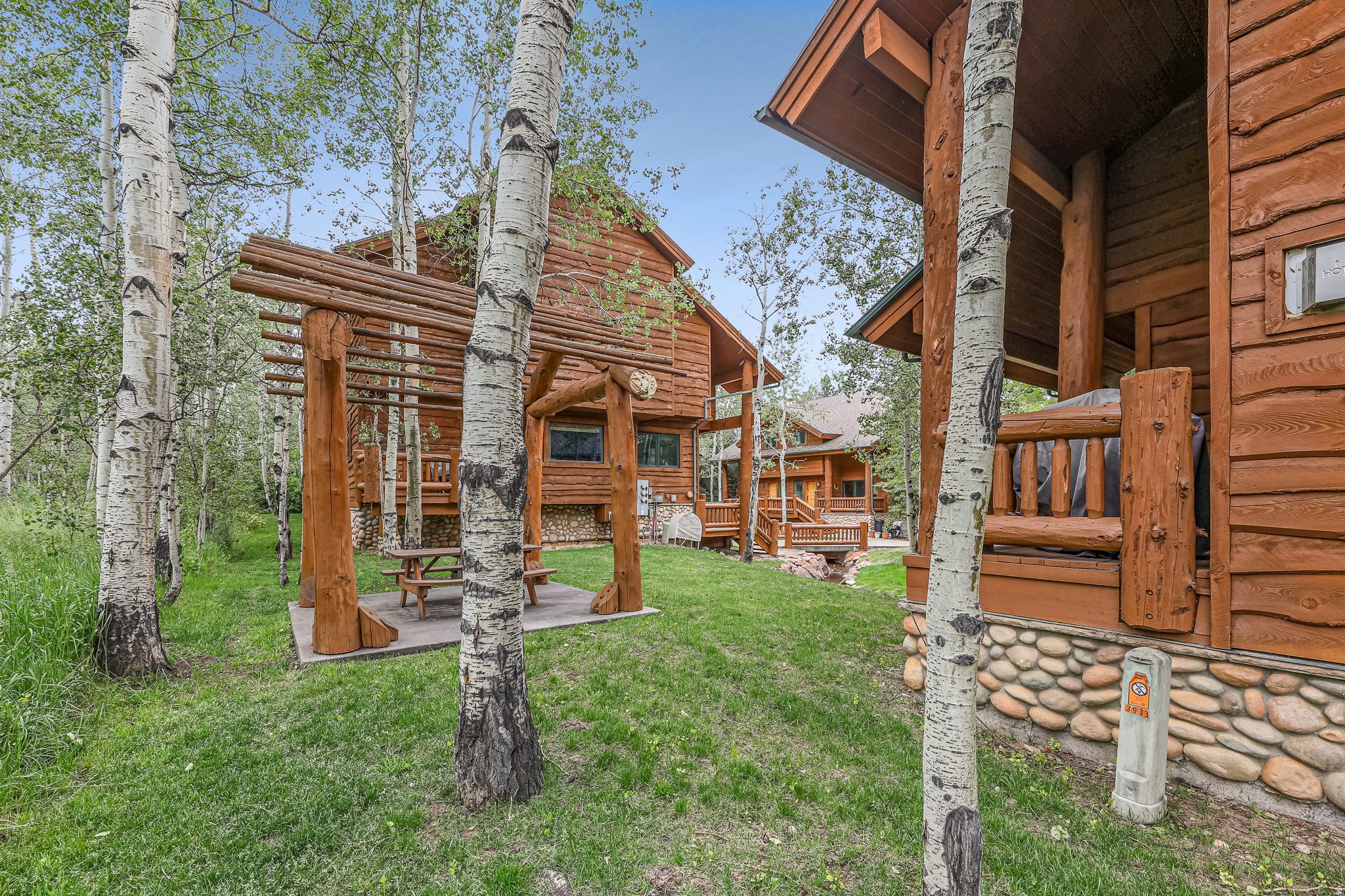 TIMBERWOLF - Residential