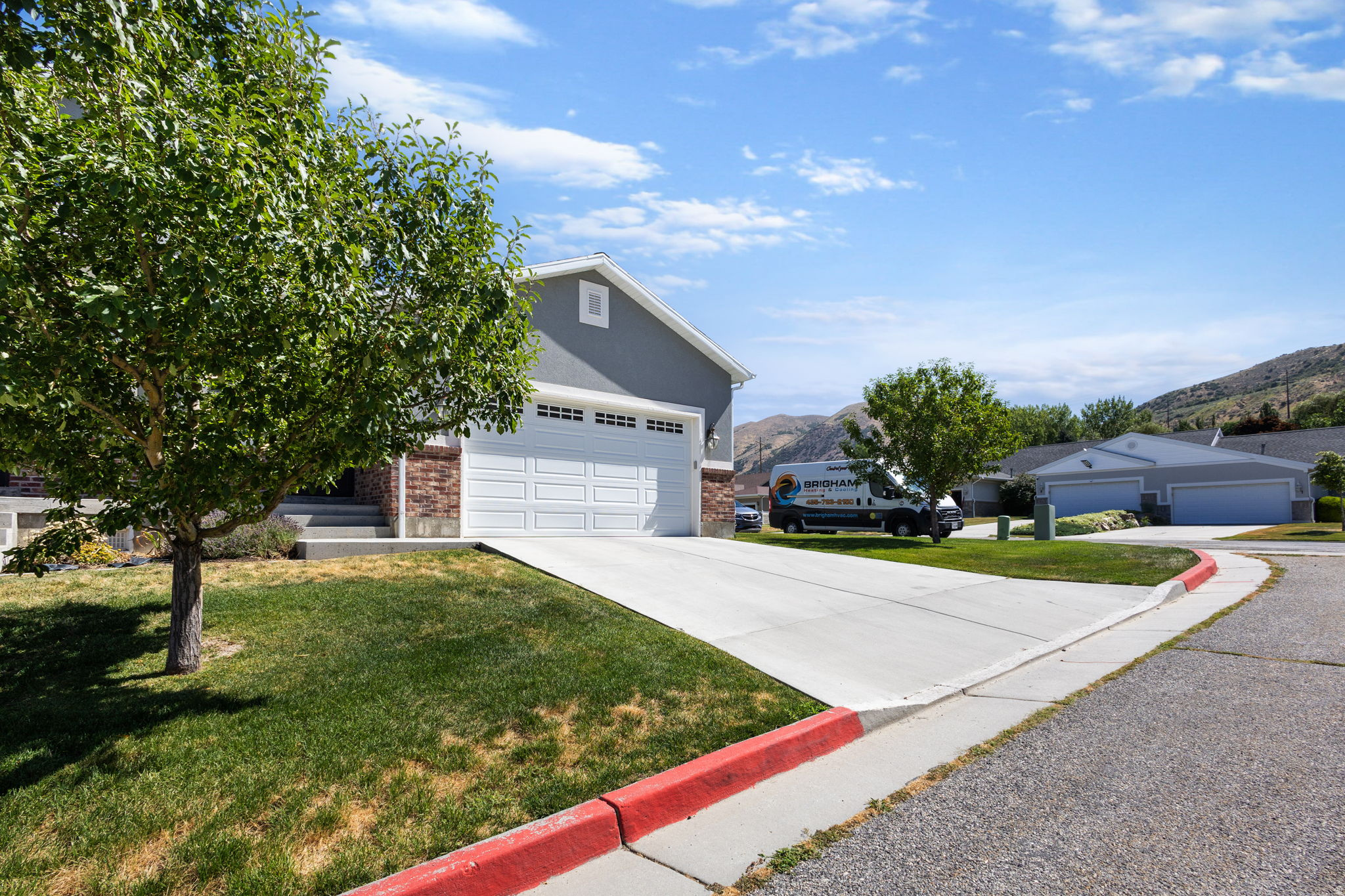 EAGLE CREST - Residential