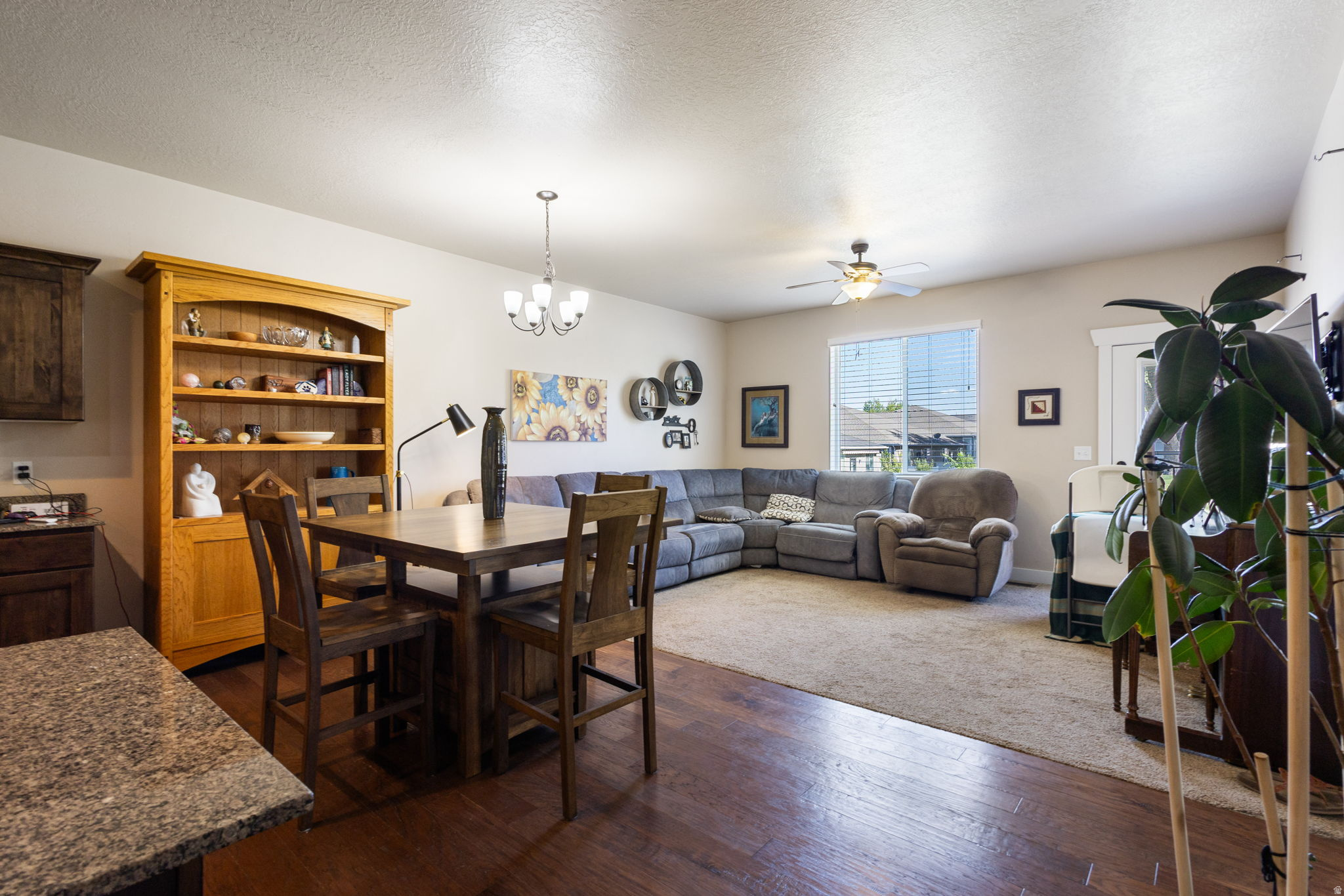 EAGLE CREST - Residential