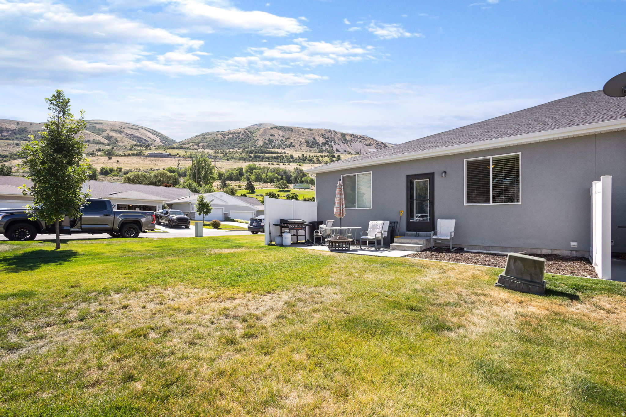 EAGLE CREST - Residential