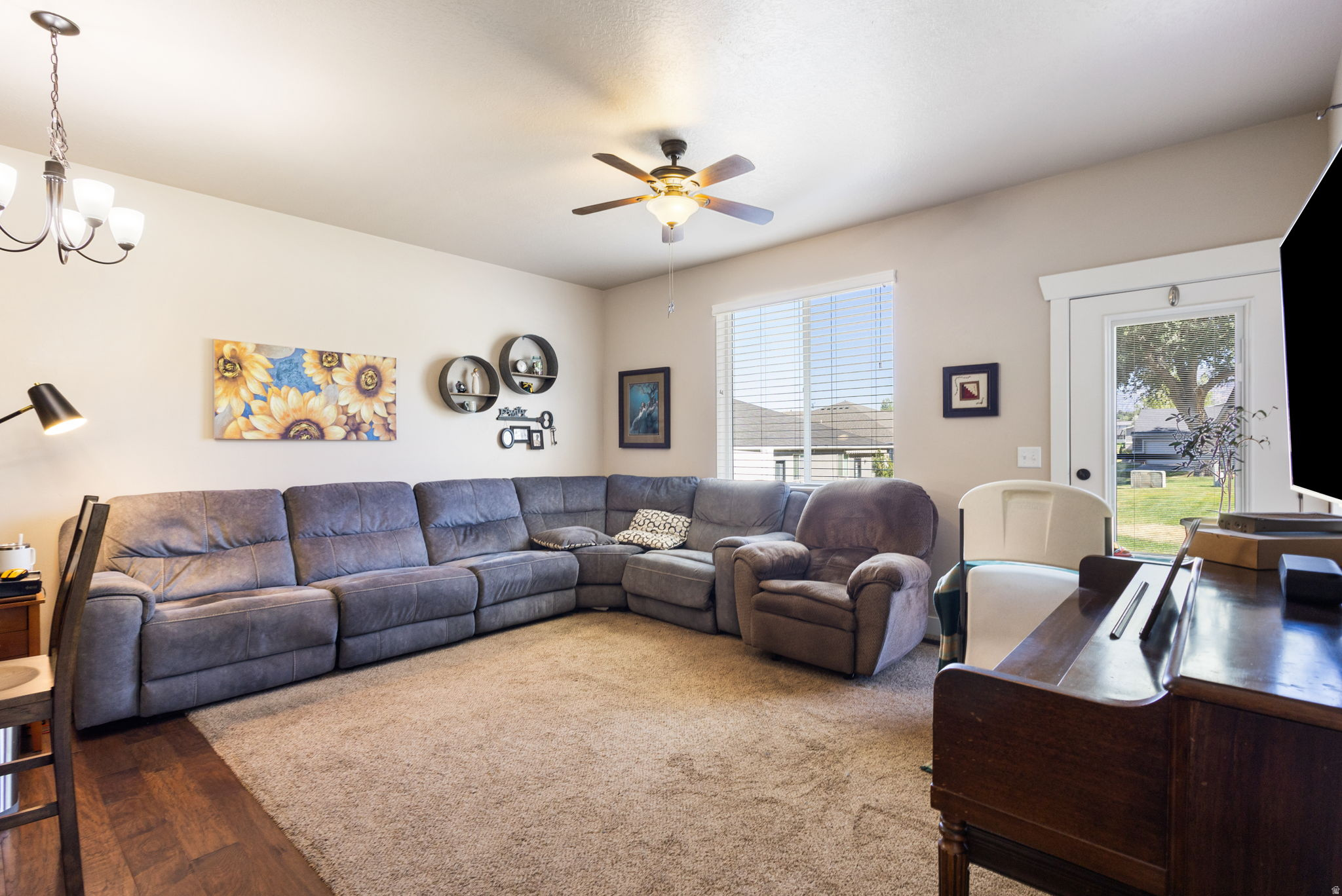 EAGLE CREST - Residential