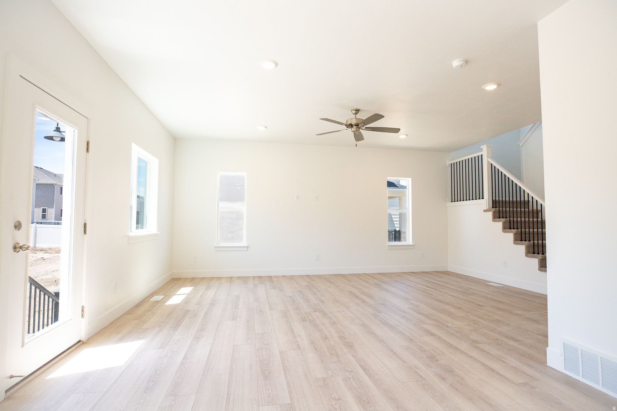SALEM FIELDS - Residential