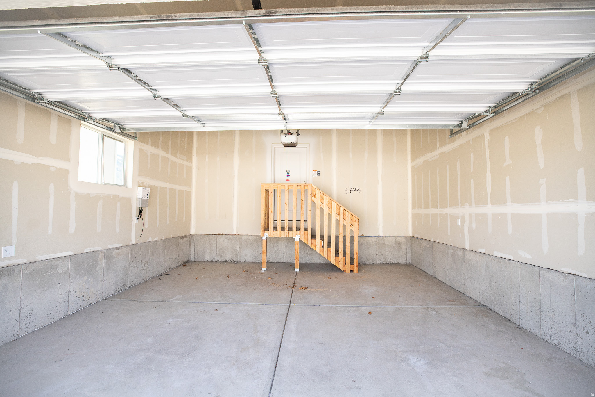 SALEM FIELDS - Residential