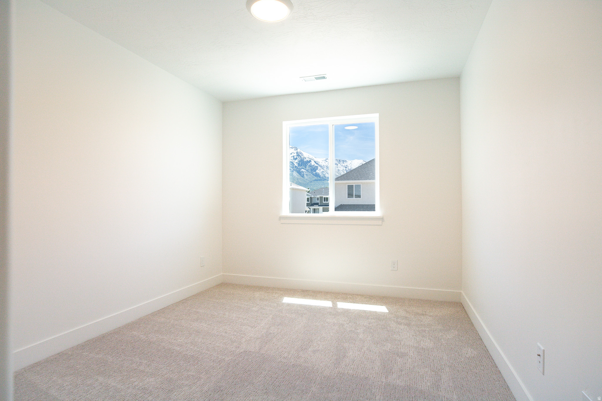 SALEM FIELDS - Residential
