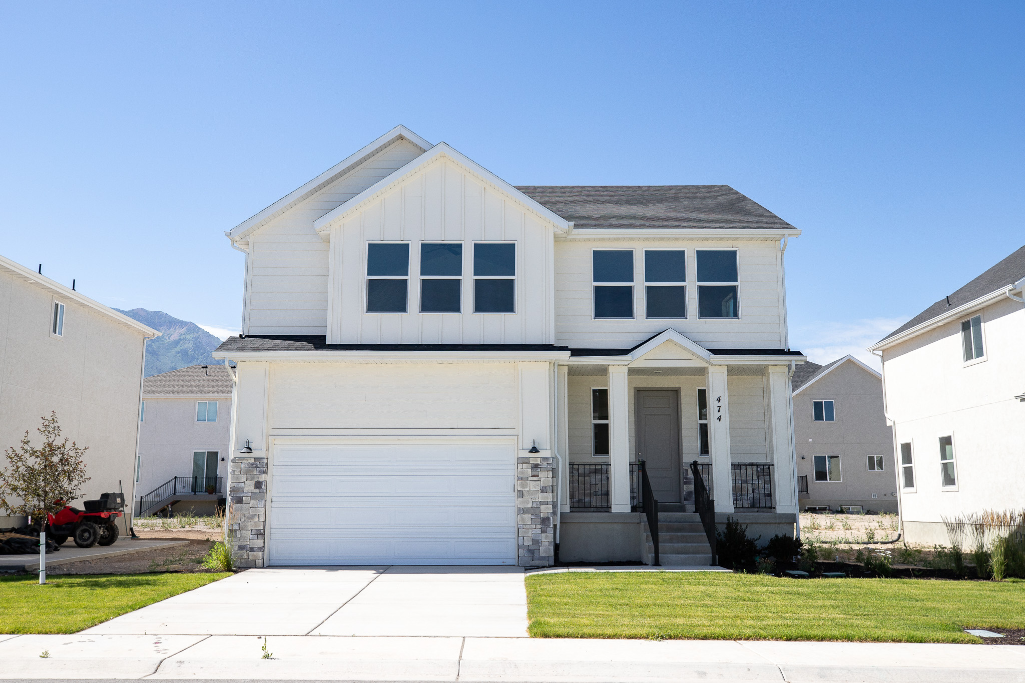 AMAZING 4,99% FIXED INTEREST RATE ON THIS HOUSE ONLY WITH PREFERRED LENDER! Must-See New Salem Fields Community! Move-in ready! This beautiful home built by Flagship Homes features 4 bedrooms + loft, 2.5 bathrooms, quartz countertops, landscaped front yard (backyard can be landscaped for an additional charge), and 2 car garage. The primary bedroom has a vaulted ceiling, large walk-in closet, and dual sinks with a separate tub/shower. With an unfinished basement, this home provides space for storage and room to grow. (If preferred, basement can be finished for an additional charge.) Call for more information or stop by our model home at 495 E 720 N Salem, UT for a tour. Model home hours: Monday-Saturday 11 AM - 6 PM. Buyers to verify all information. Square footage is from house plans.