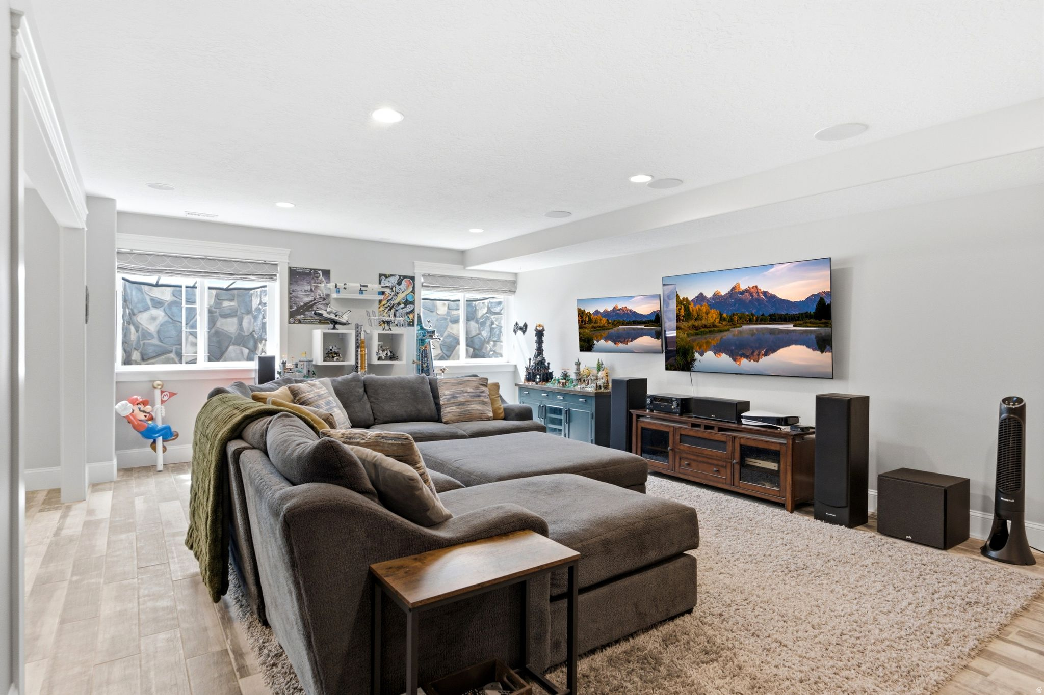 HILL FARMS - Residential