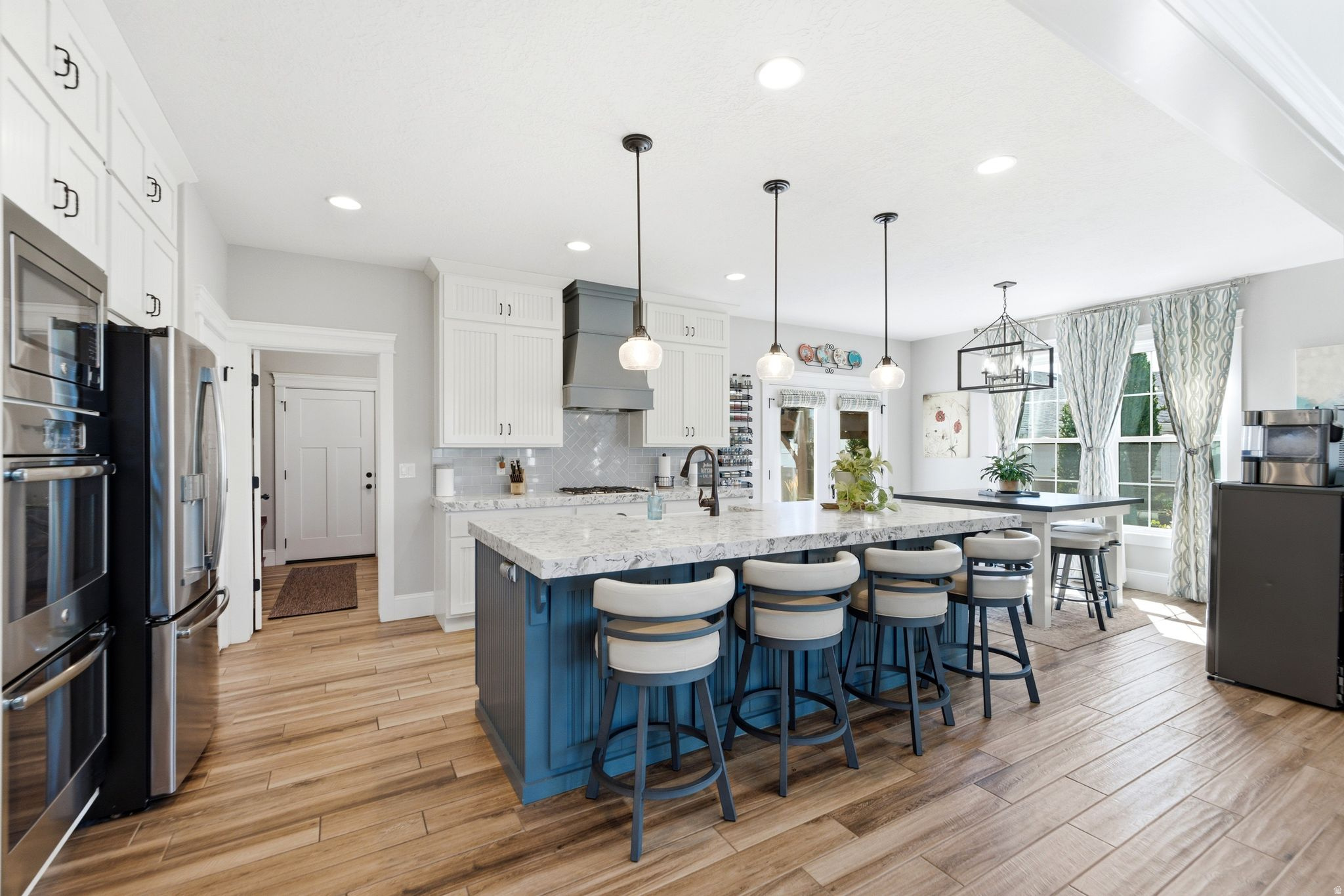 HILL FARMS - Residential