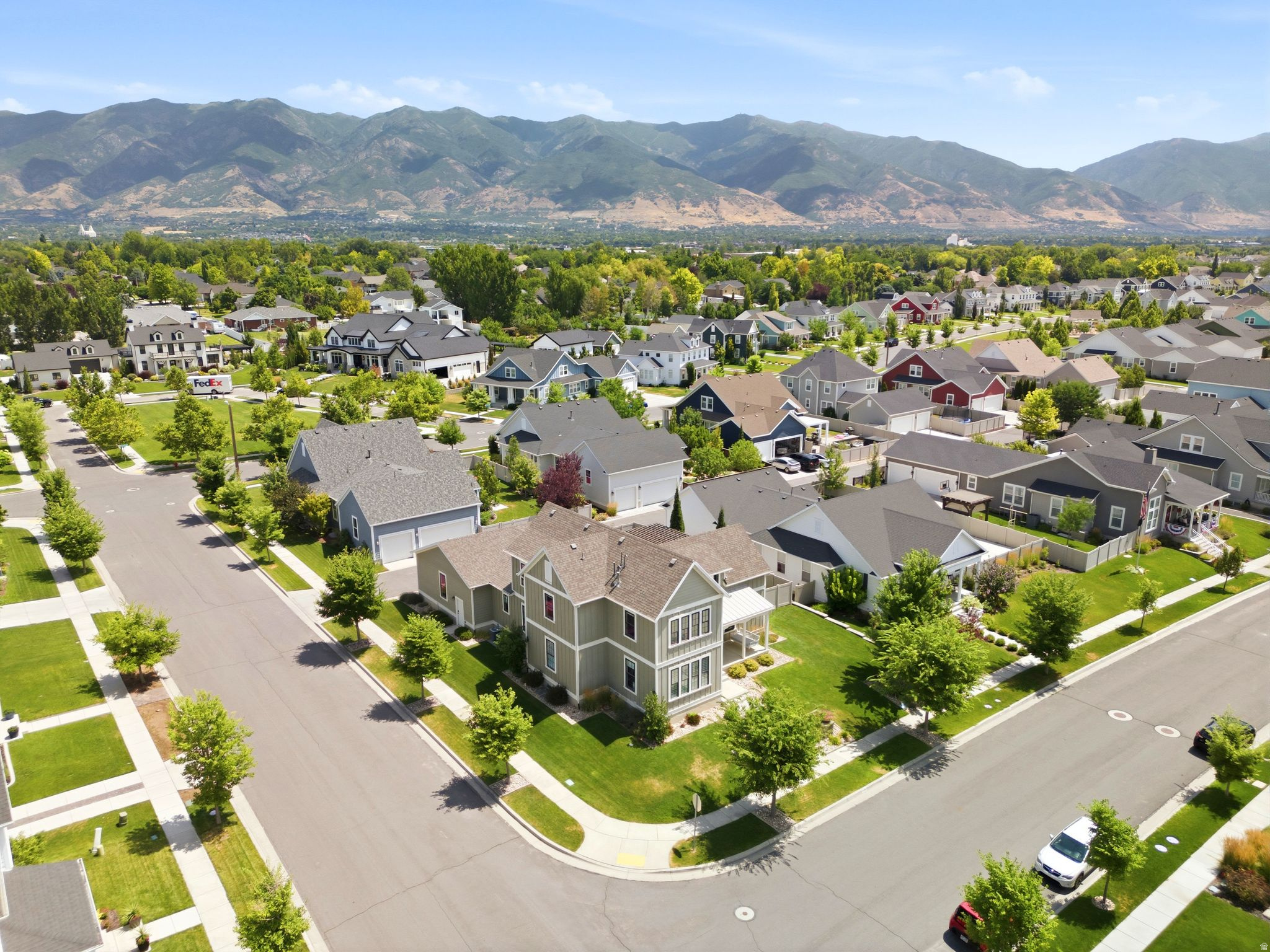 HILL FARMS - Residential