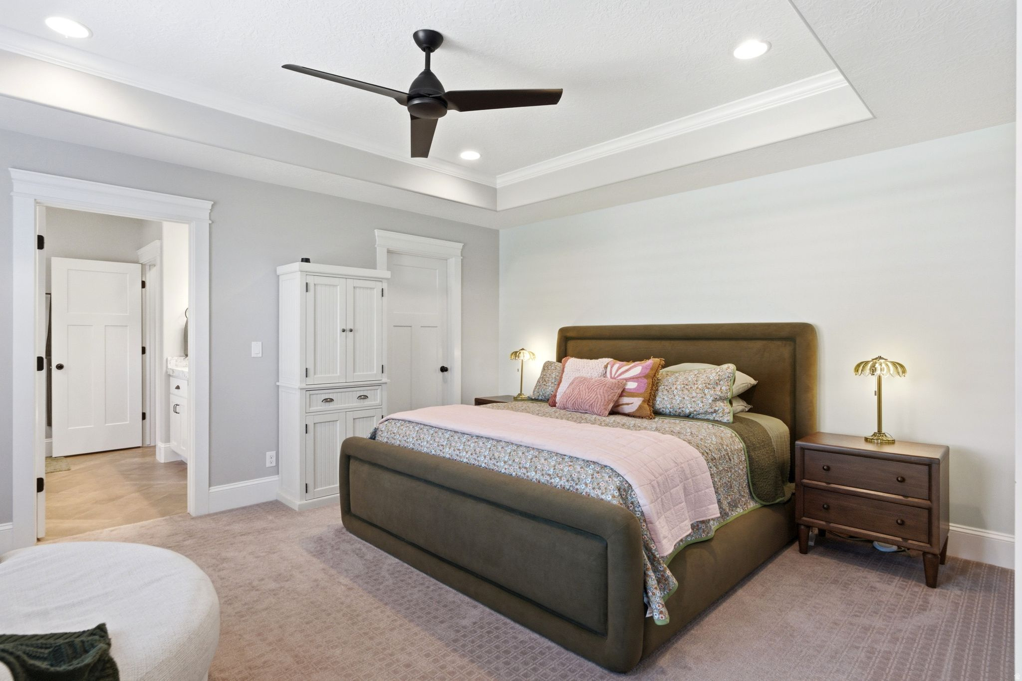 HILL FARMS - Residential