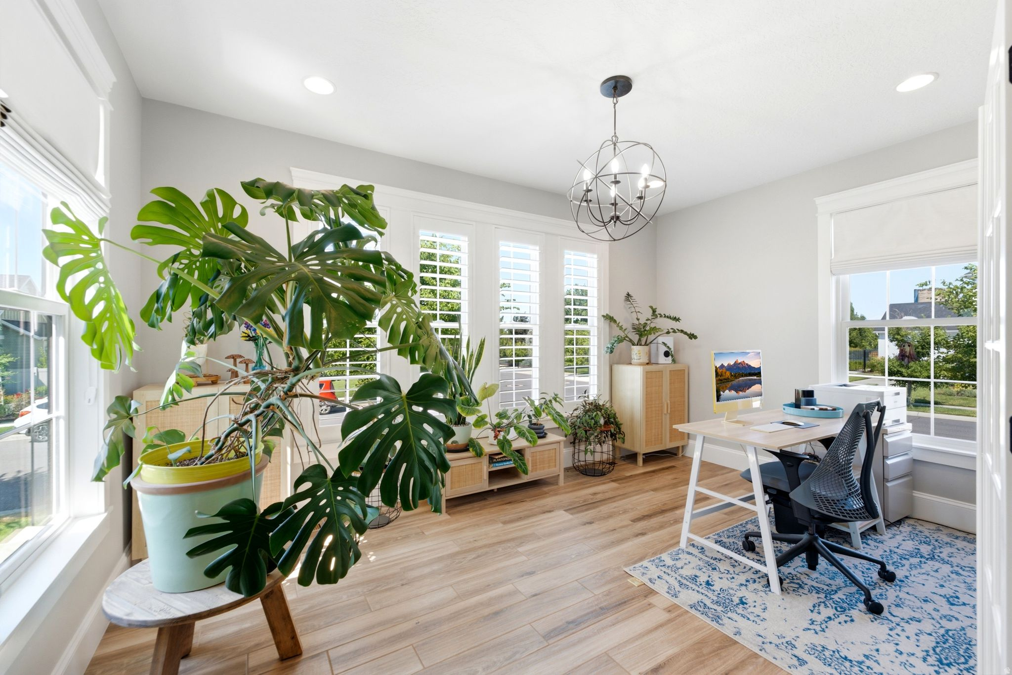 HILL FARMS - Residential