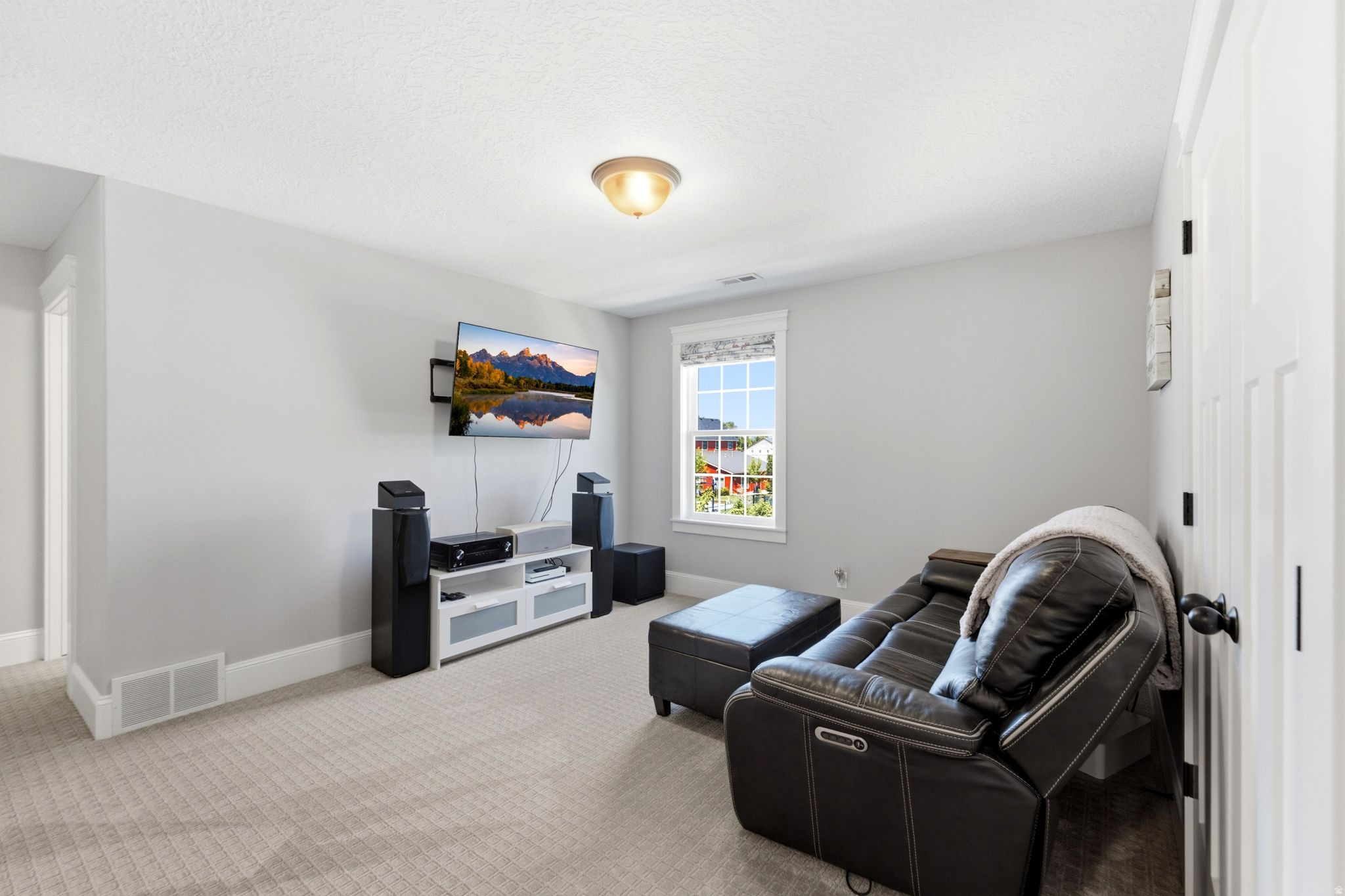 HILL FARMS - Residential