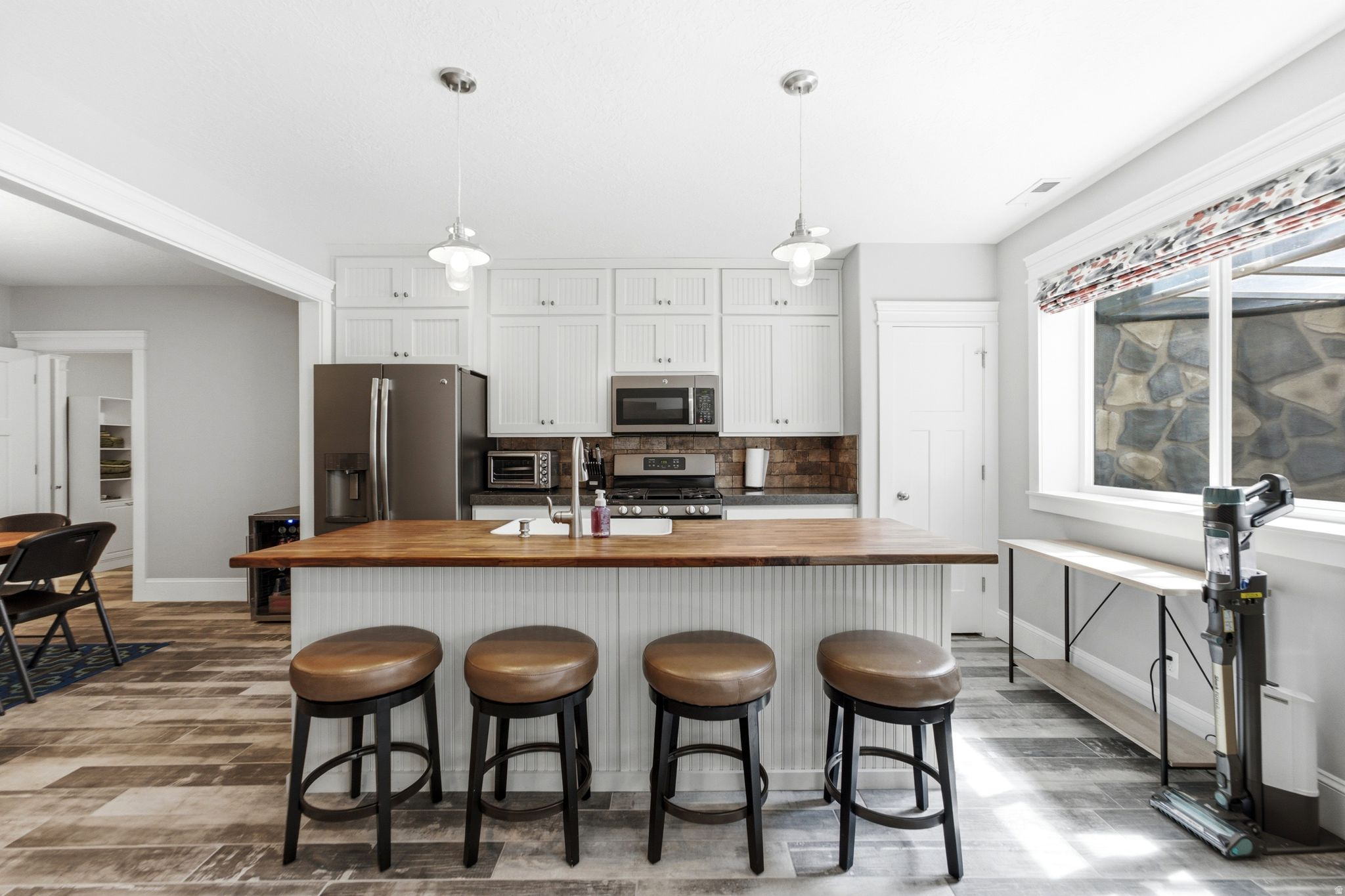 HILL FARMS - Residential