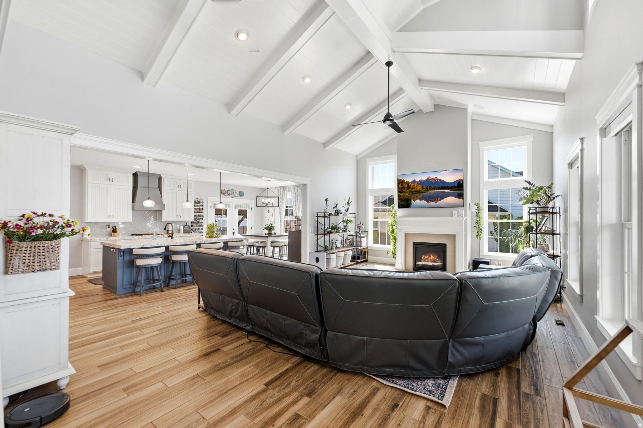 HILL FARMS - Residential