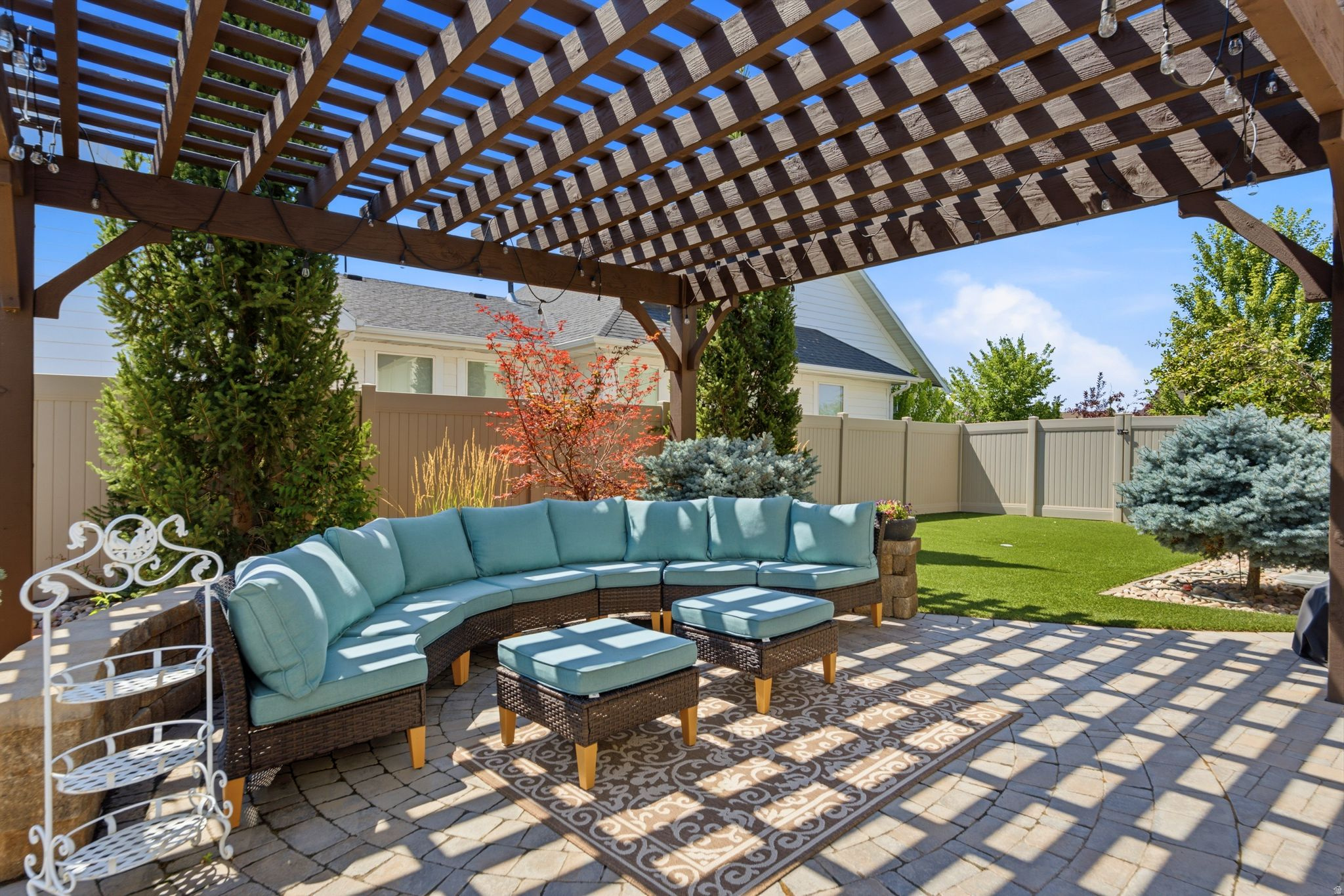 HILL FARMS - Residential