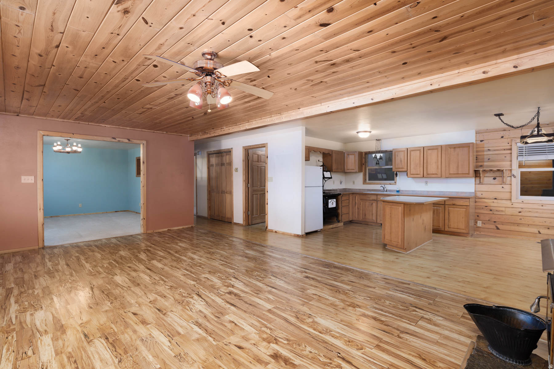 TIMBERLINE ESTATES PHASE I - Residential