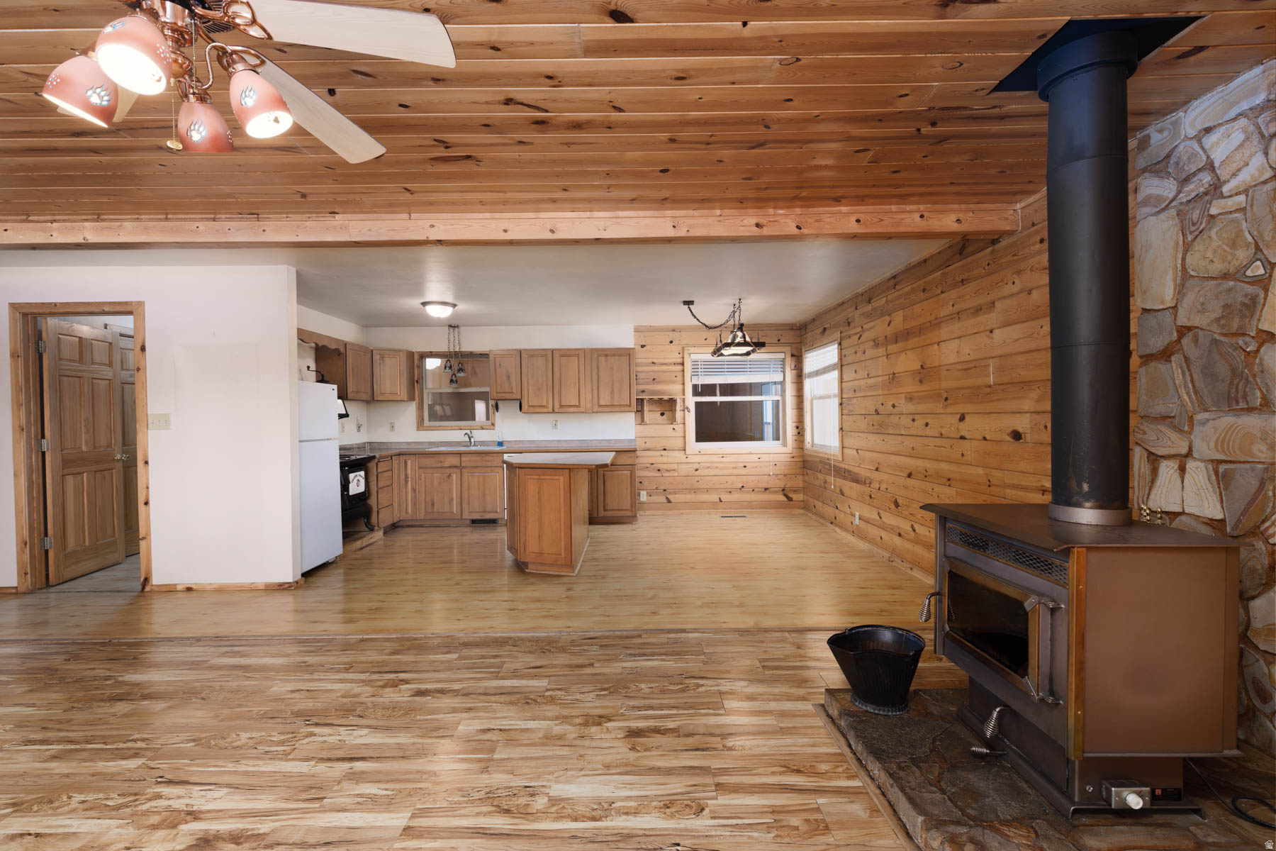 TIMBERLINE ESTATES PHASE I - Residential