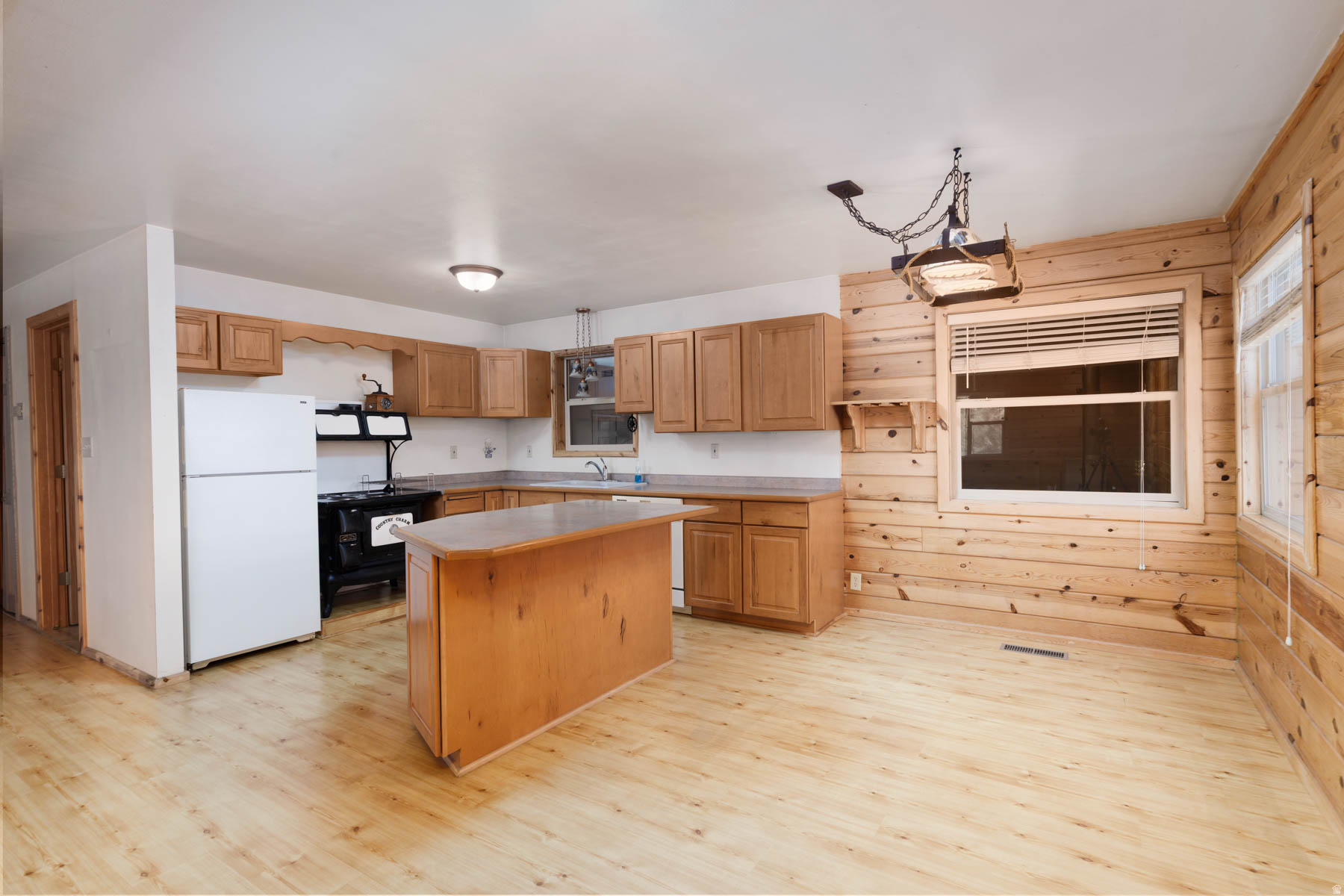 TIMBERLINE ESTATES PHASE I - Residential