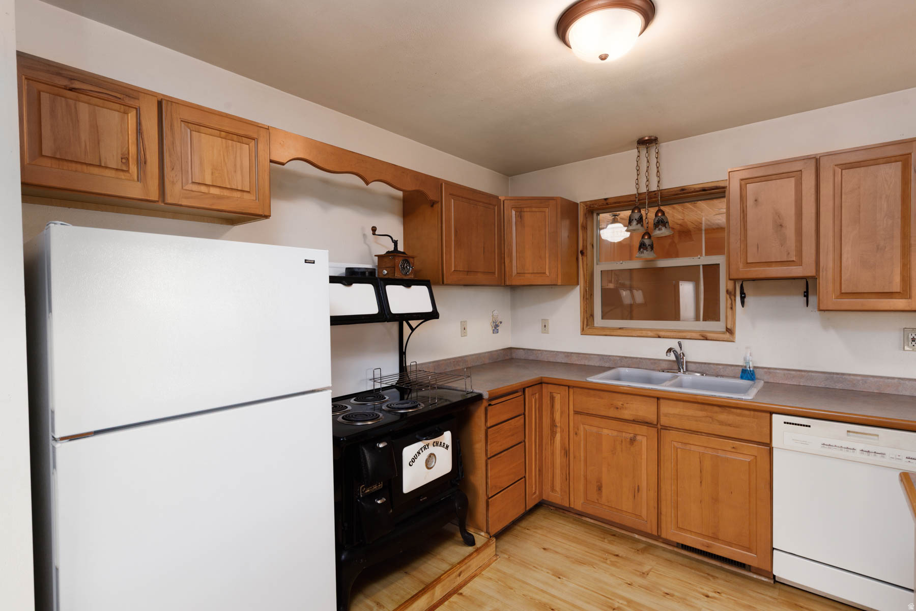 TIMBERLINE ESTATES PHASE I - Residential