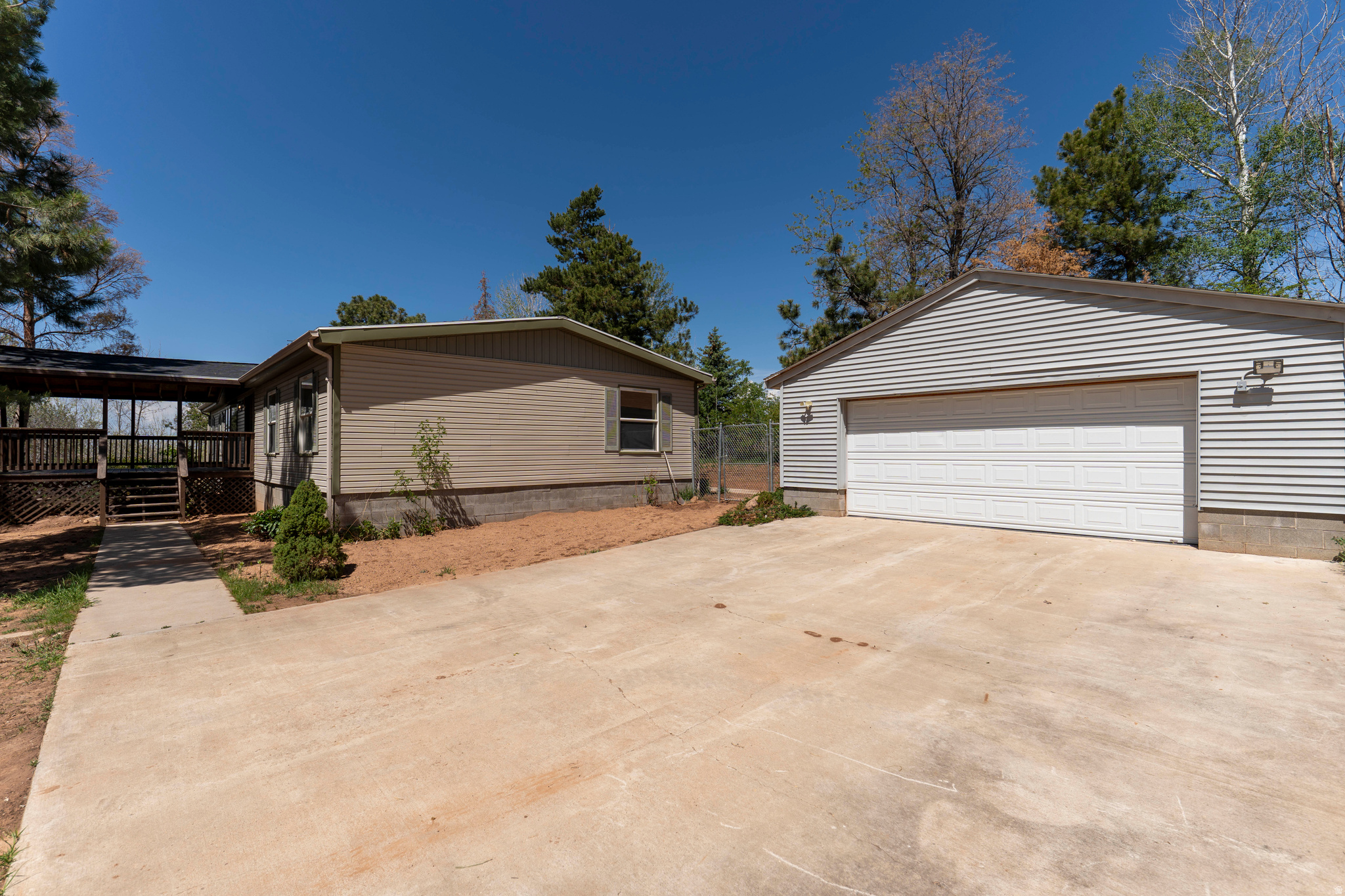 CANYON RIM ESTATES - Residential