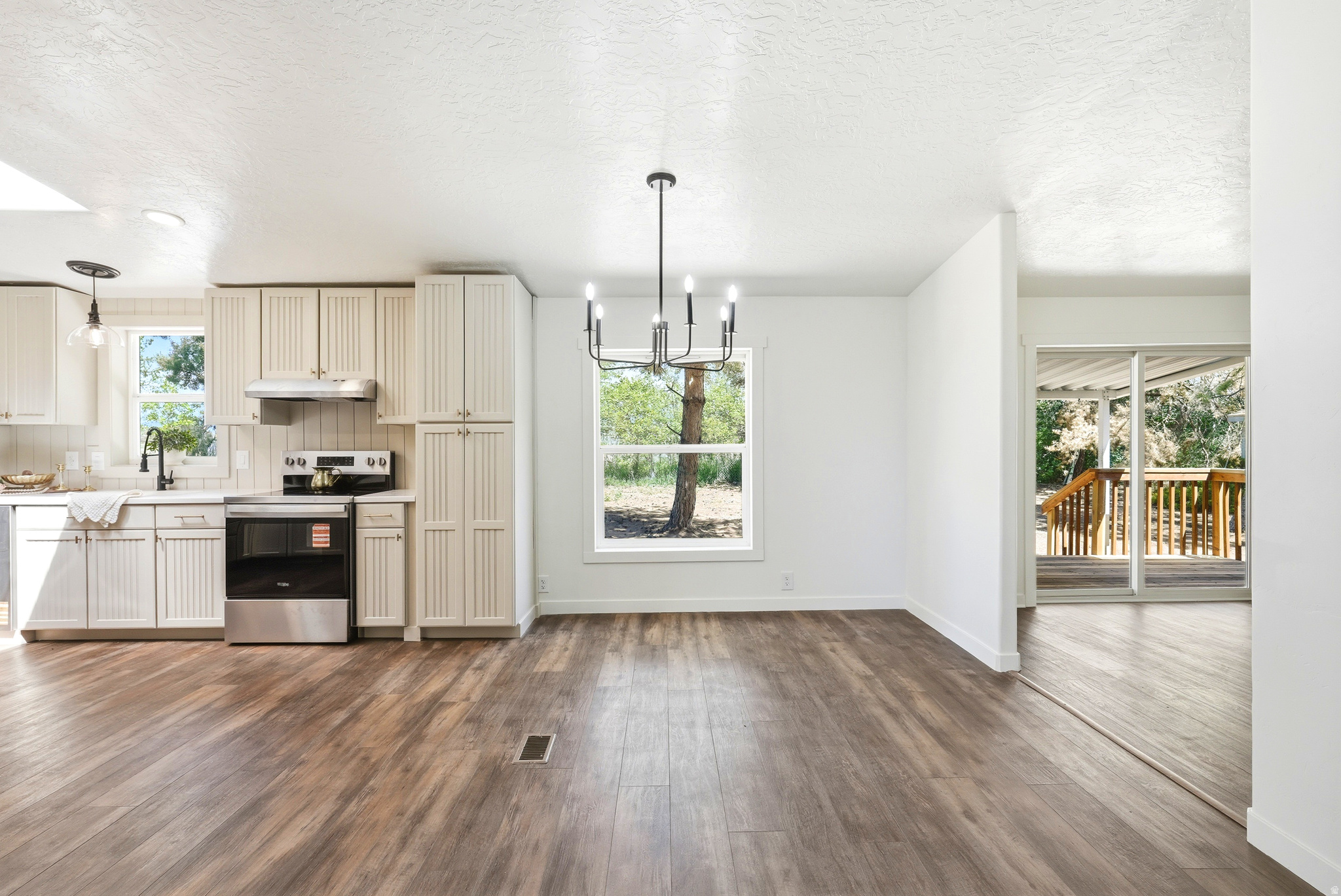 CANYON RIM ESTATES - Residential