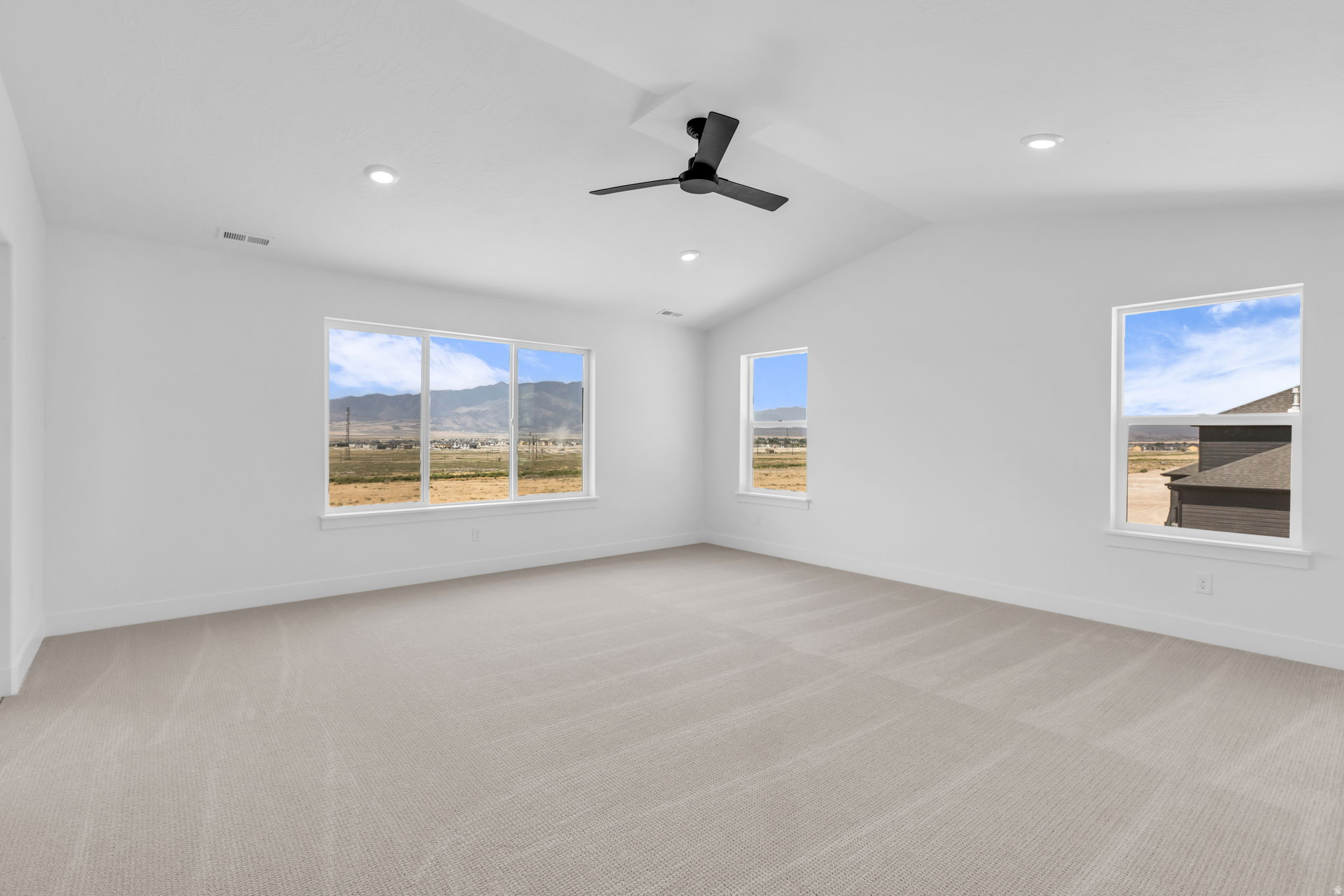 RIDGE - Residential