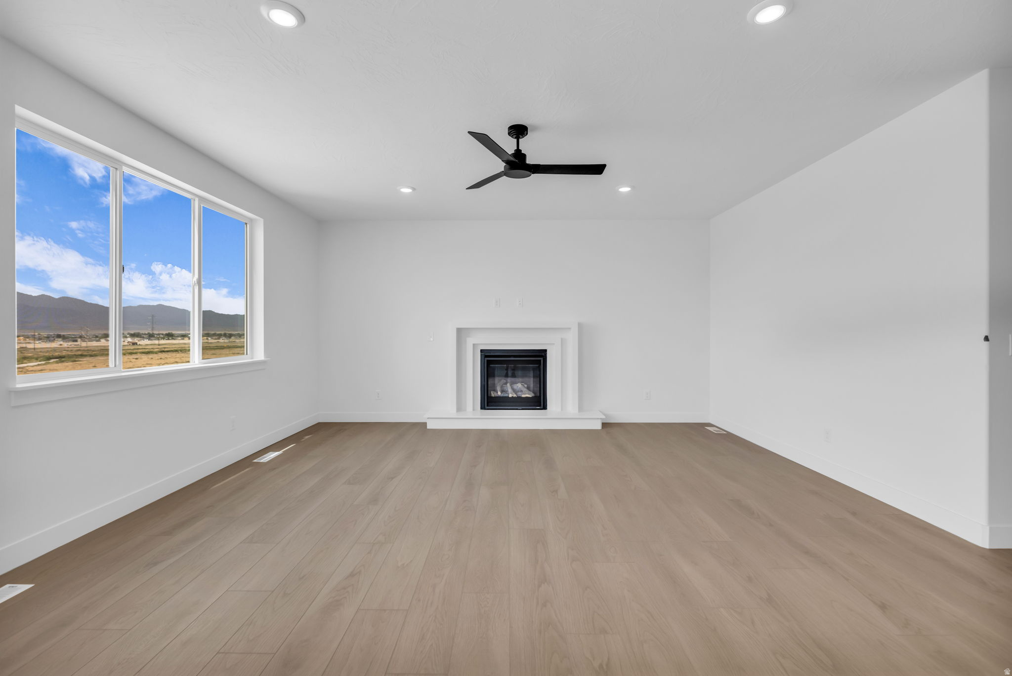 RIDGE - Residential