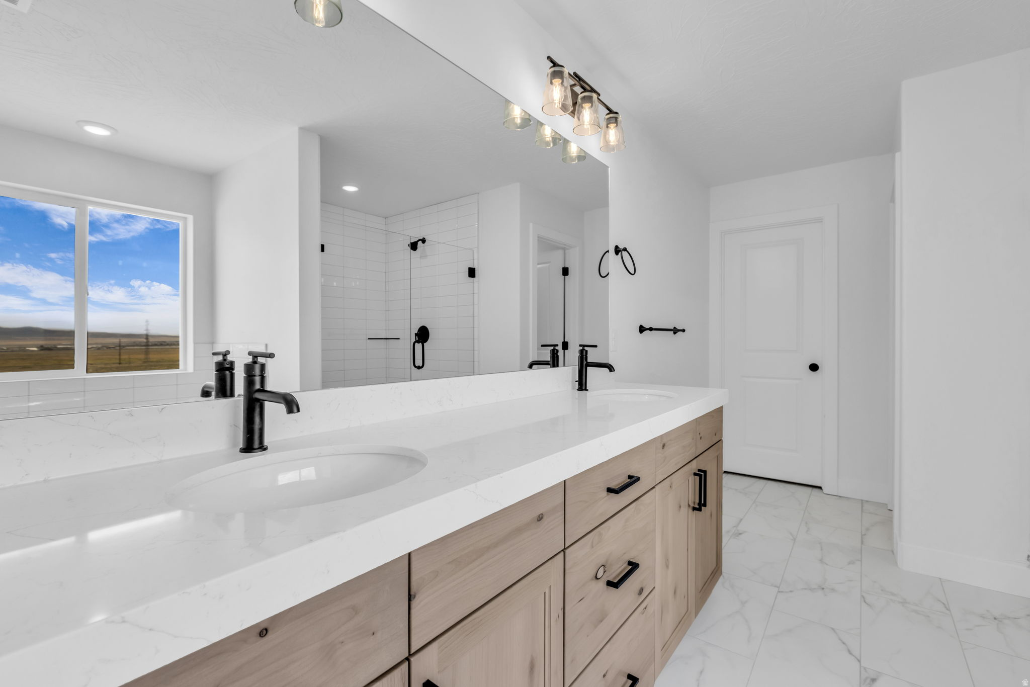 RIDGE - Residential