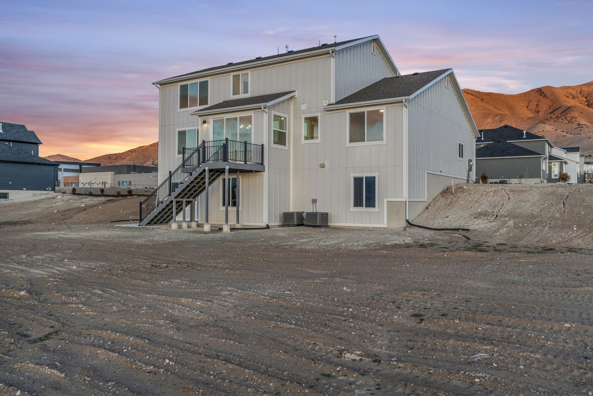 RIDGE - Residential