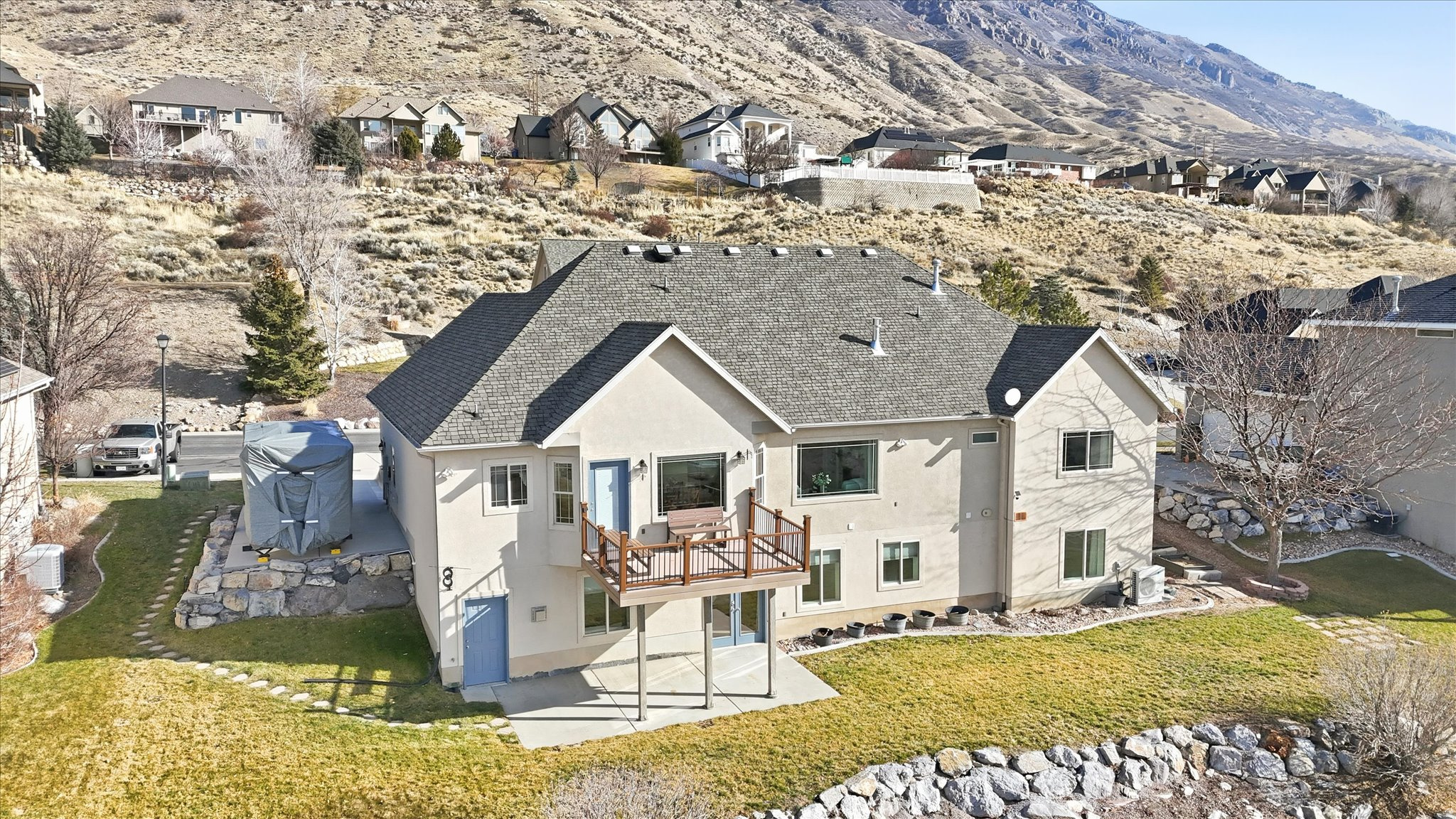 AVANYU ACRES - Residential