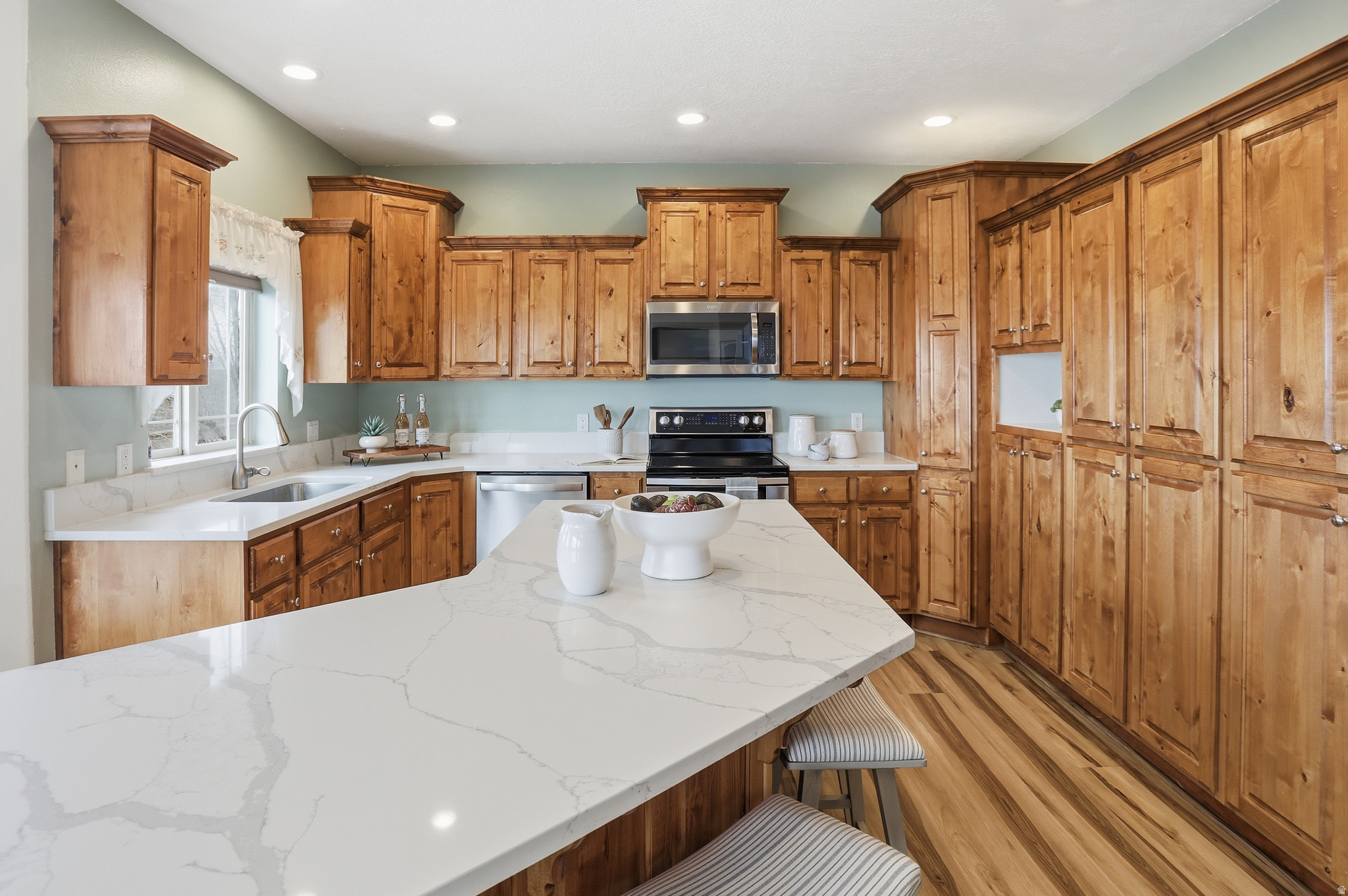 AVANYU ACRES - Residential
