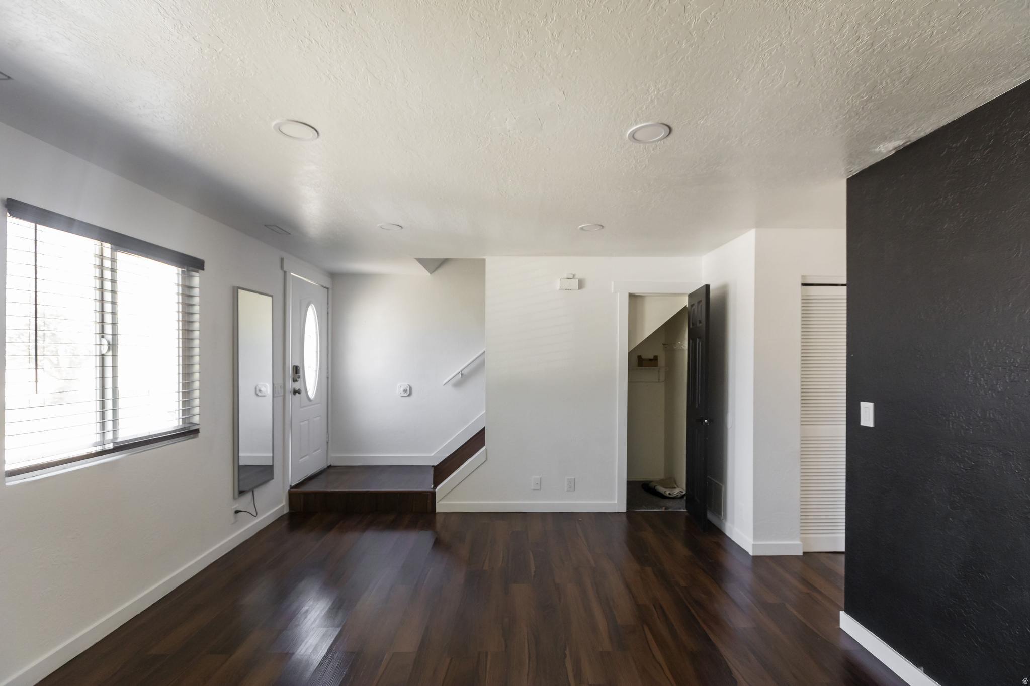 CREATIVE ESTATES - Residential