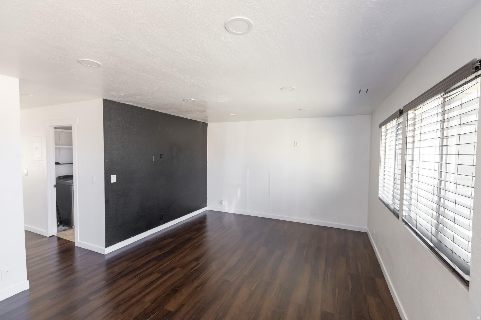 CREATIVE ESTATES - Residential