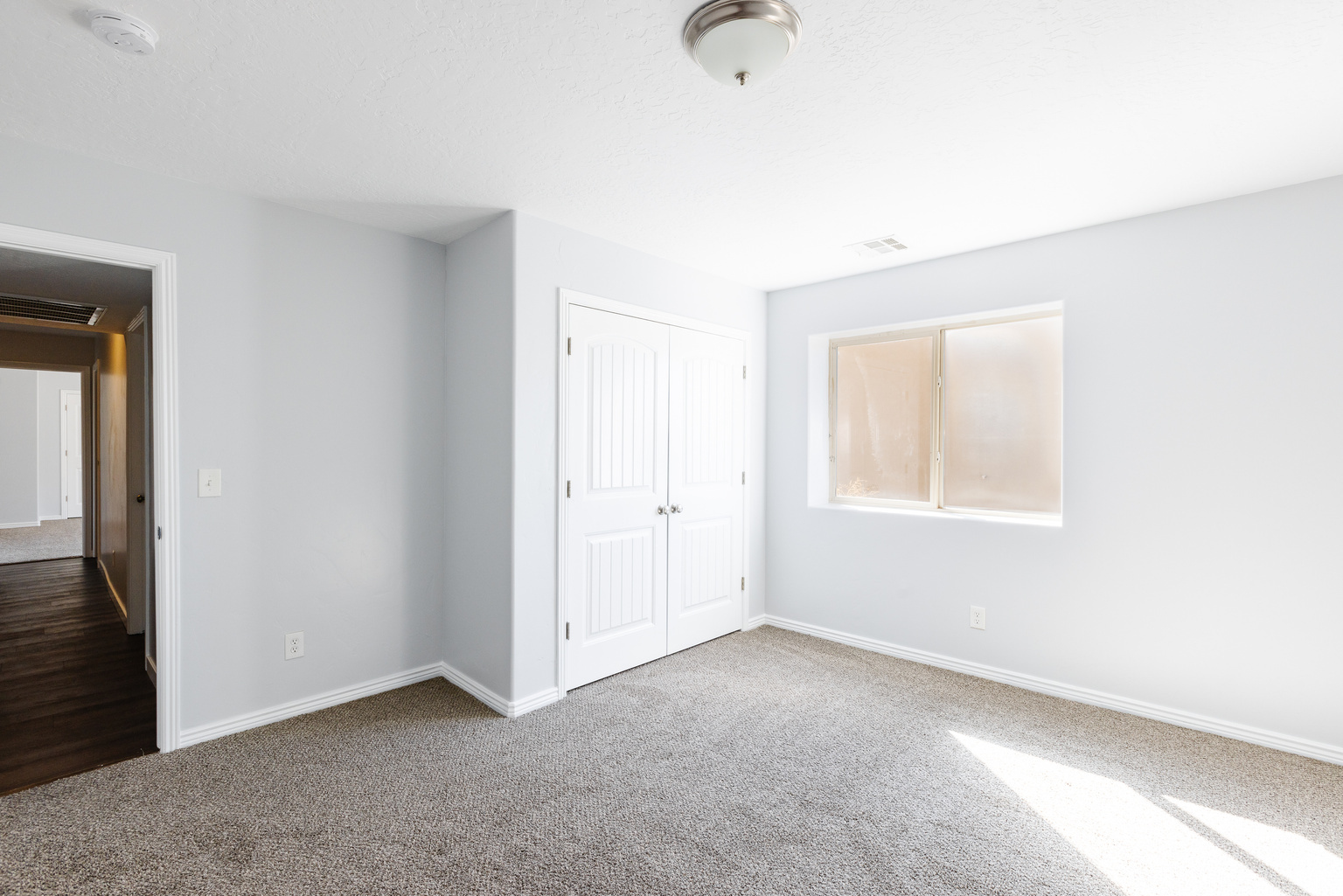 SHADOW MOUNTAIN TOWNHOMES - Residential