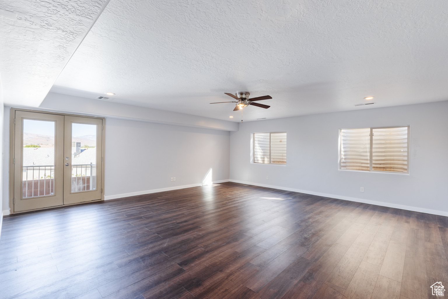 SHADOW MOUNTAIN TOWNHOMES - Residential
