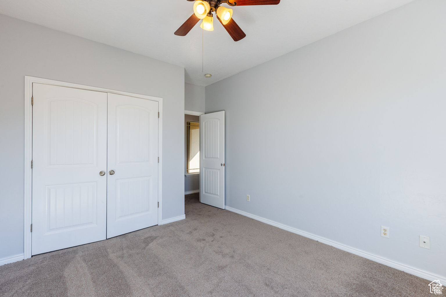 SHADOW MOUNTAIN TOWNHOMES - Residential