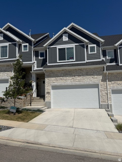 TRAVERSE MOUNTAIN - Residential