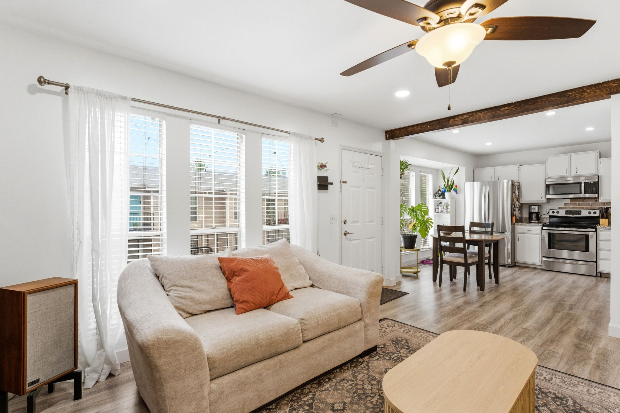 IVY COURT CONDM - Residential