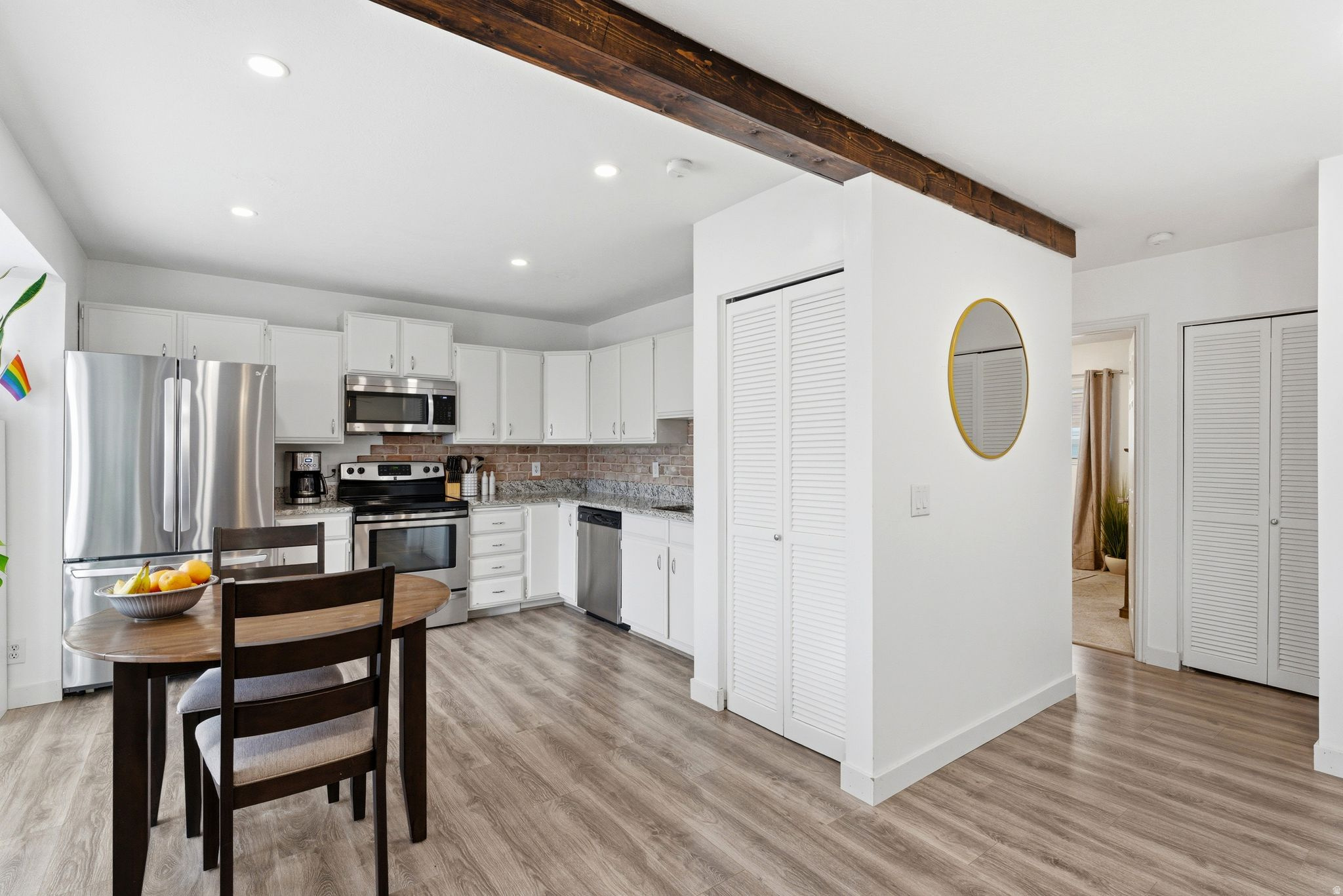 IVY COURT CONDM - Residential
