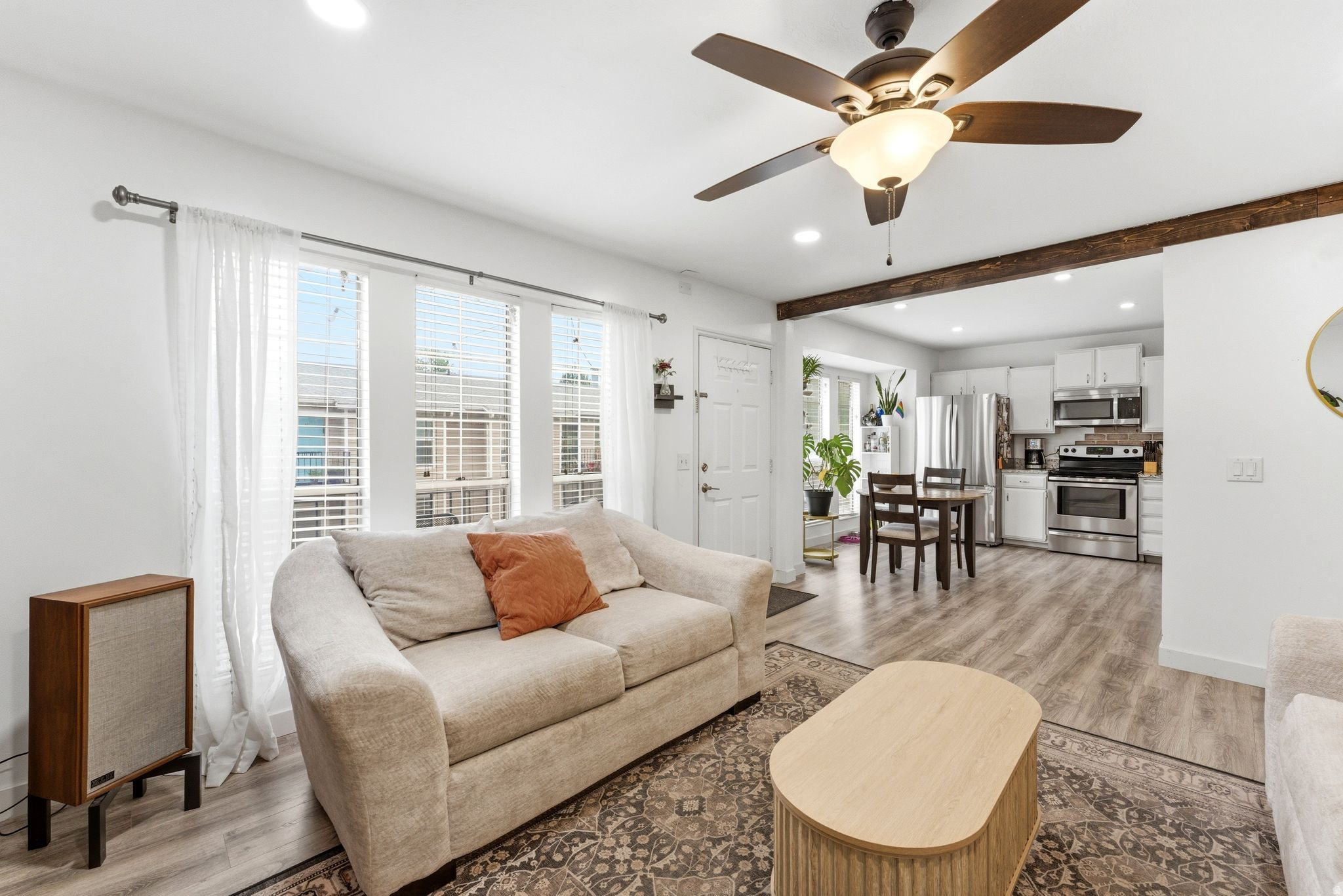 IVY COURT CONDM - Residential